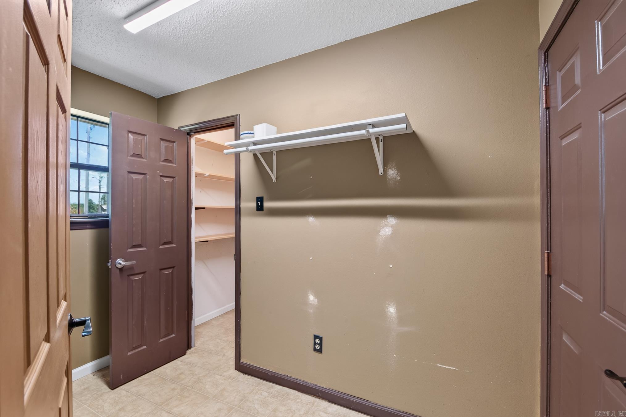 PARKVIEW - Residential