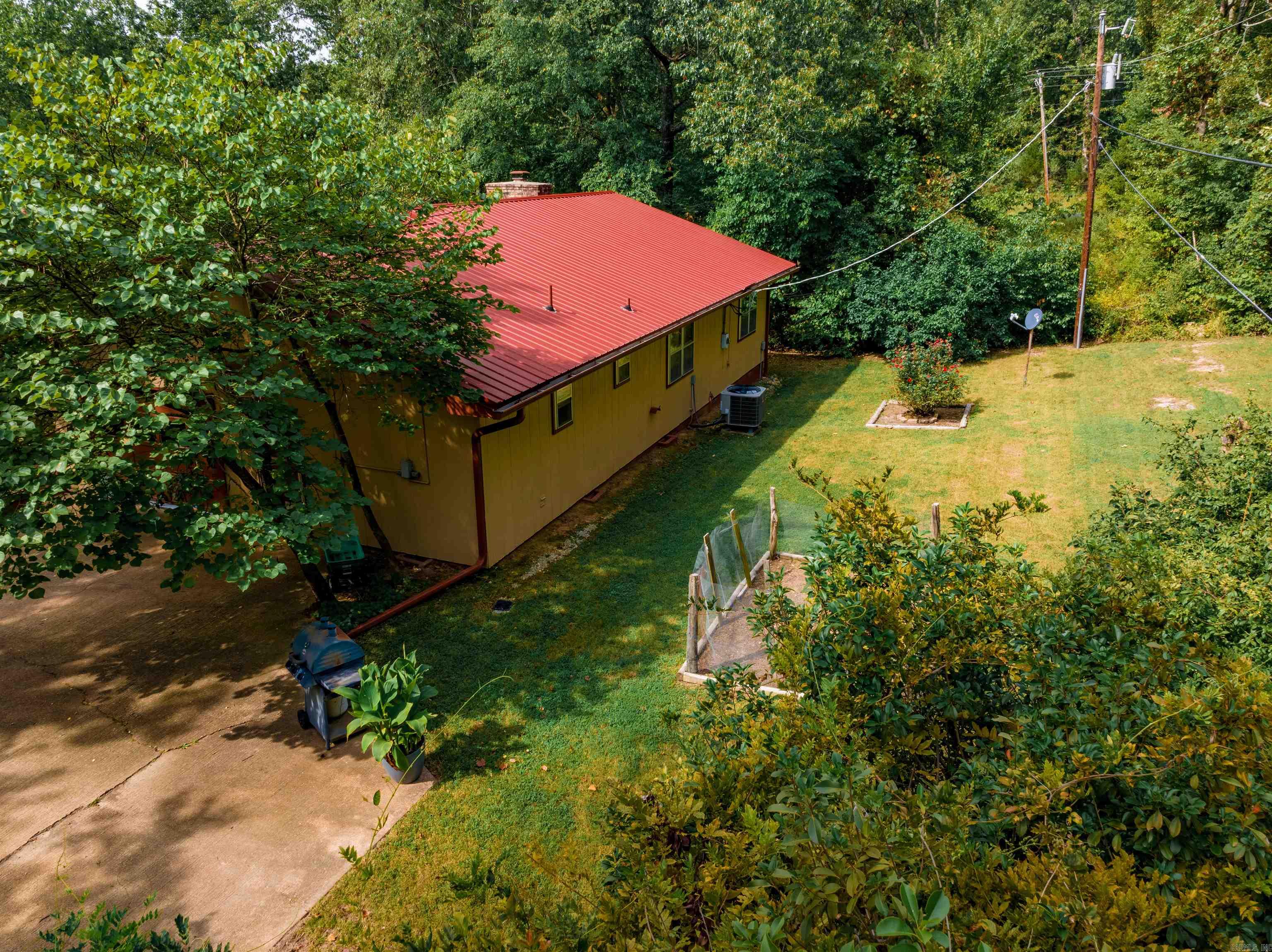 CROWN ADDITION - Residential