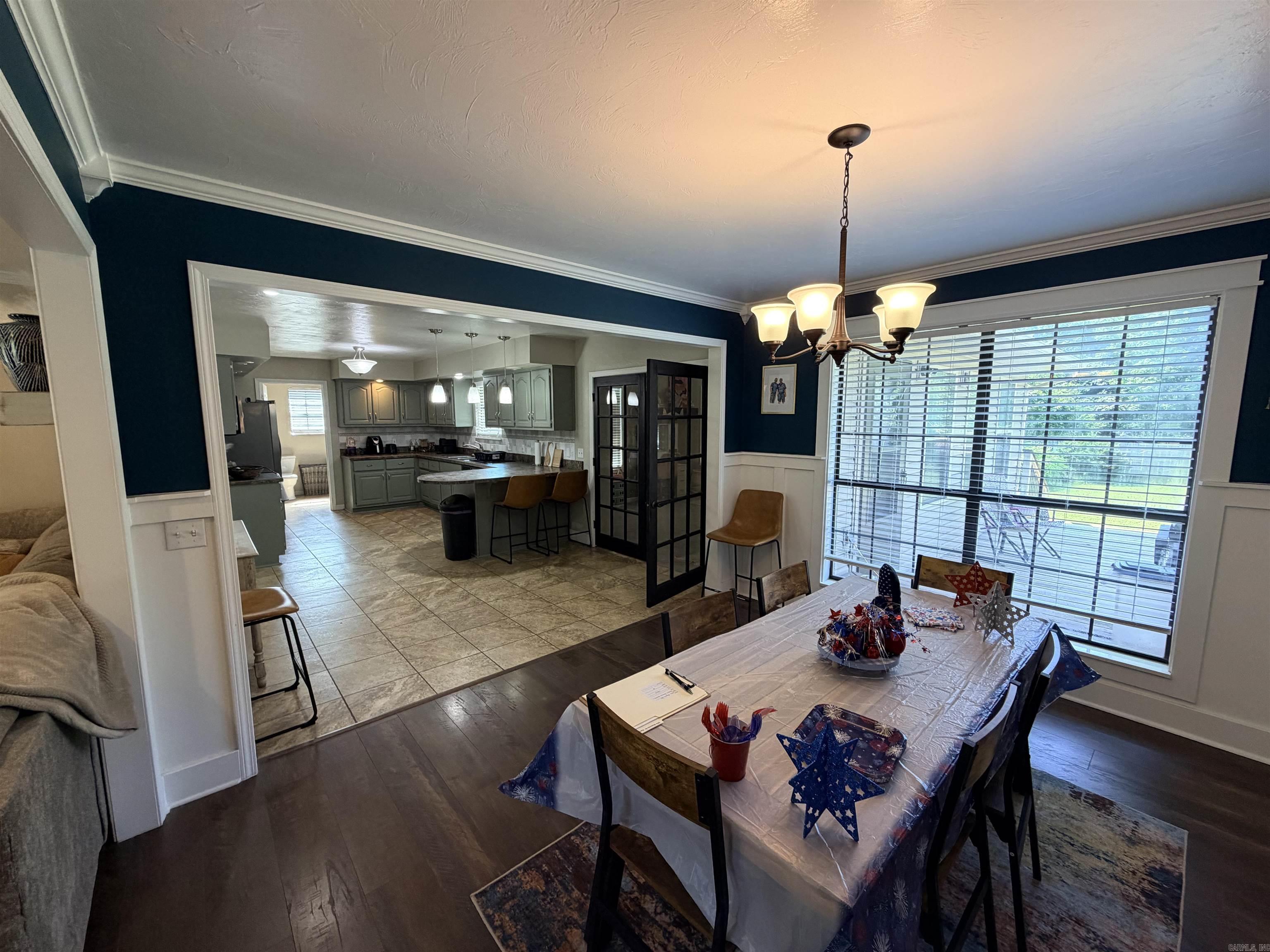 M&B PIGGOTT 2-20-8 - Residential