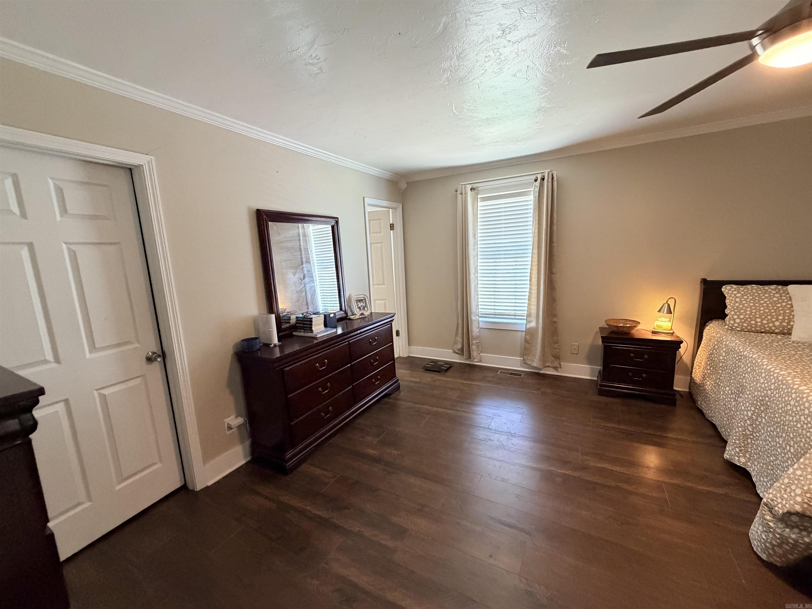 M&B PIGGOTT 2-20-8 - Residential