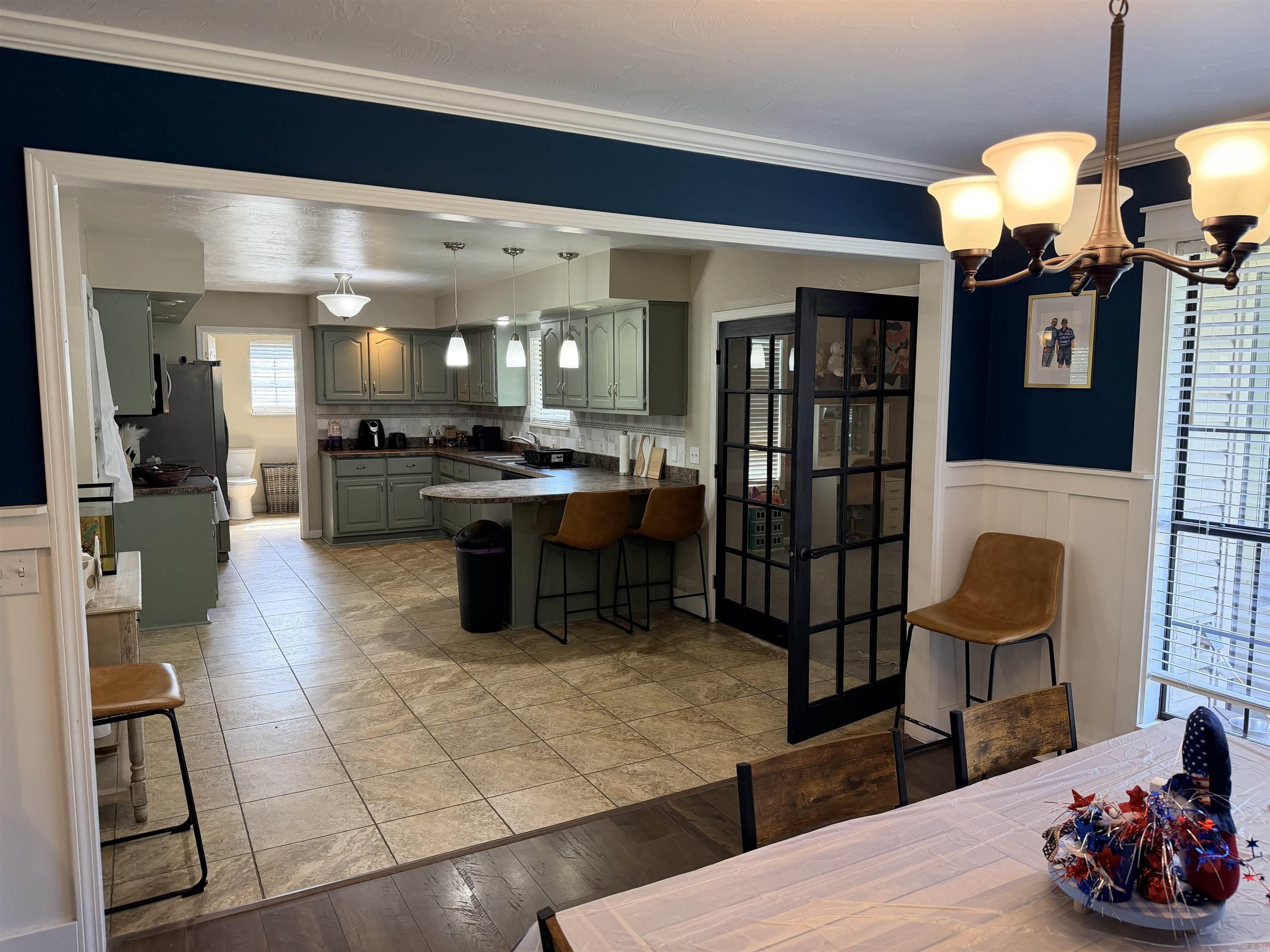 M&B PIGGOTT 2-20-8 - Residential