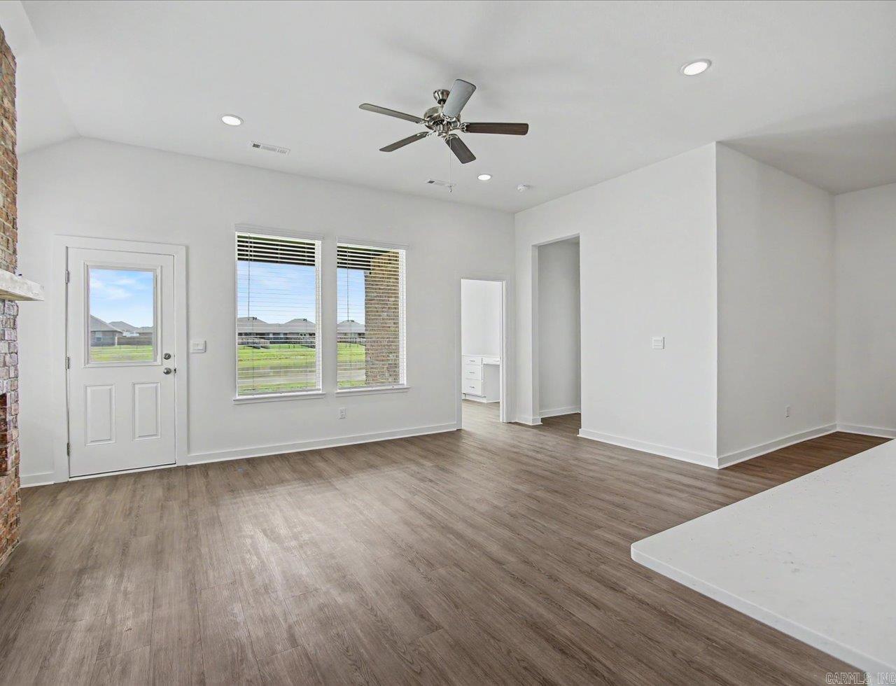 THE RESERVE AT COUNTRY CLUB PHAS - Residential