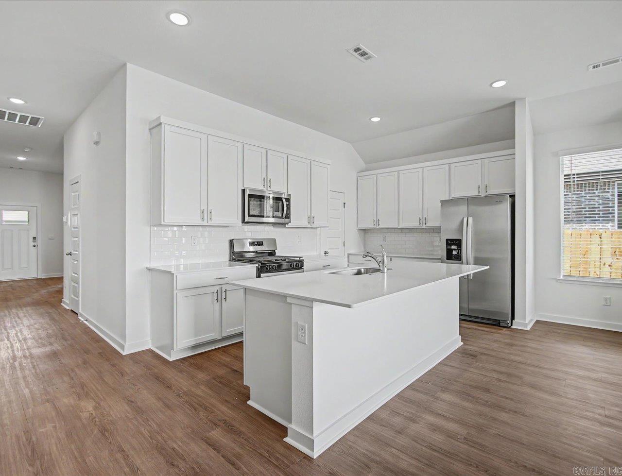THE RESERVE AT COUNTRY CLUB PHAS - Residential