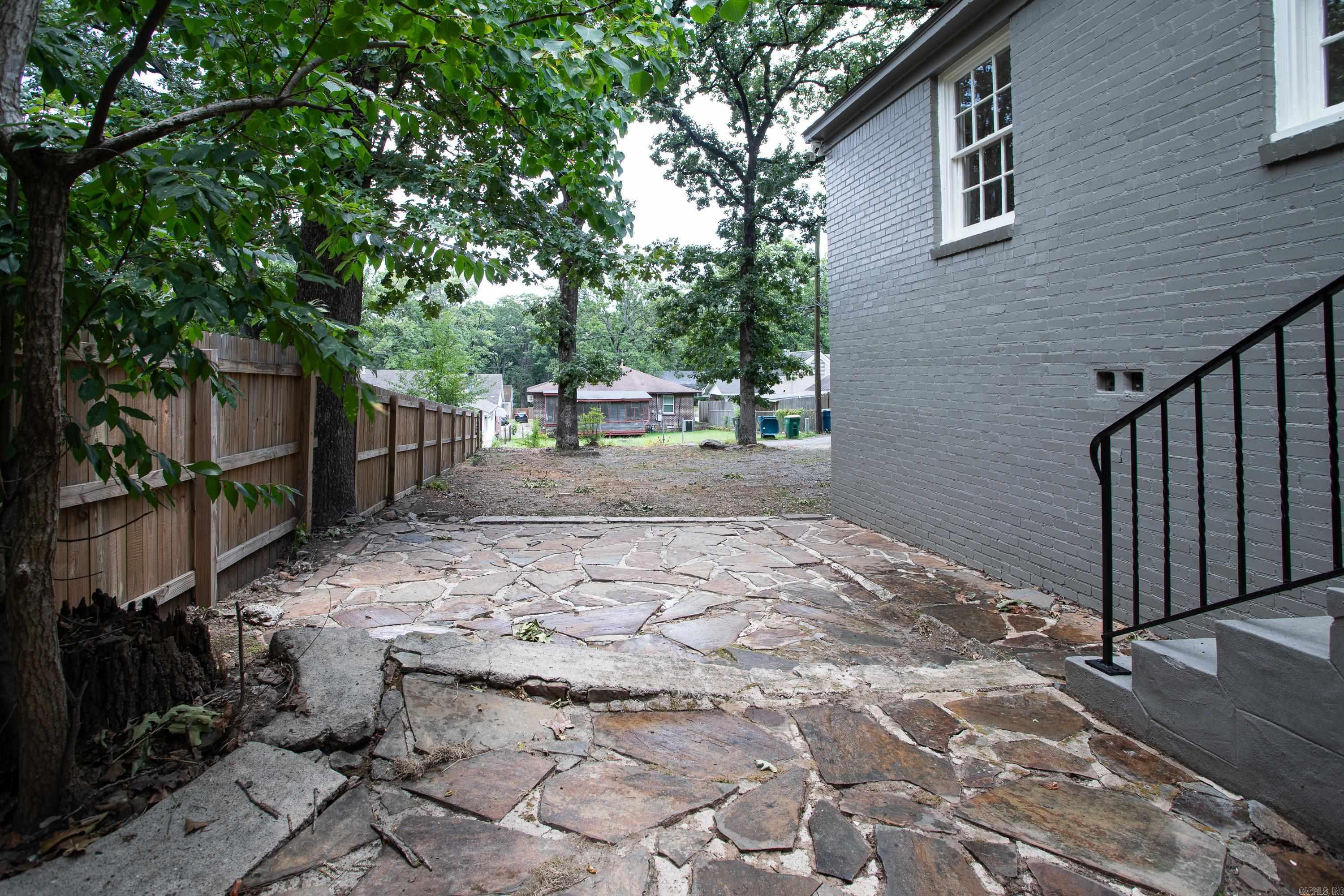 CHERRY & COX - Residential
