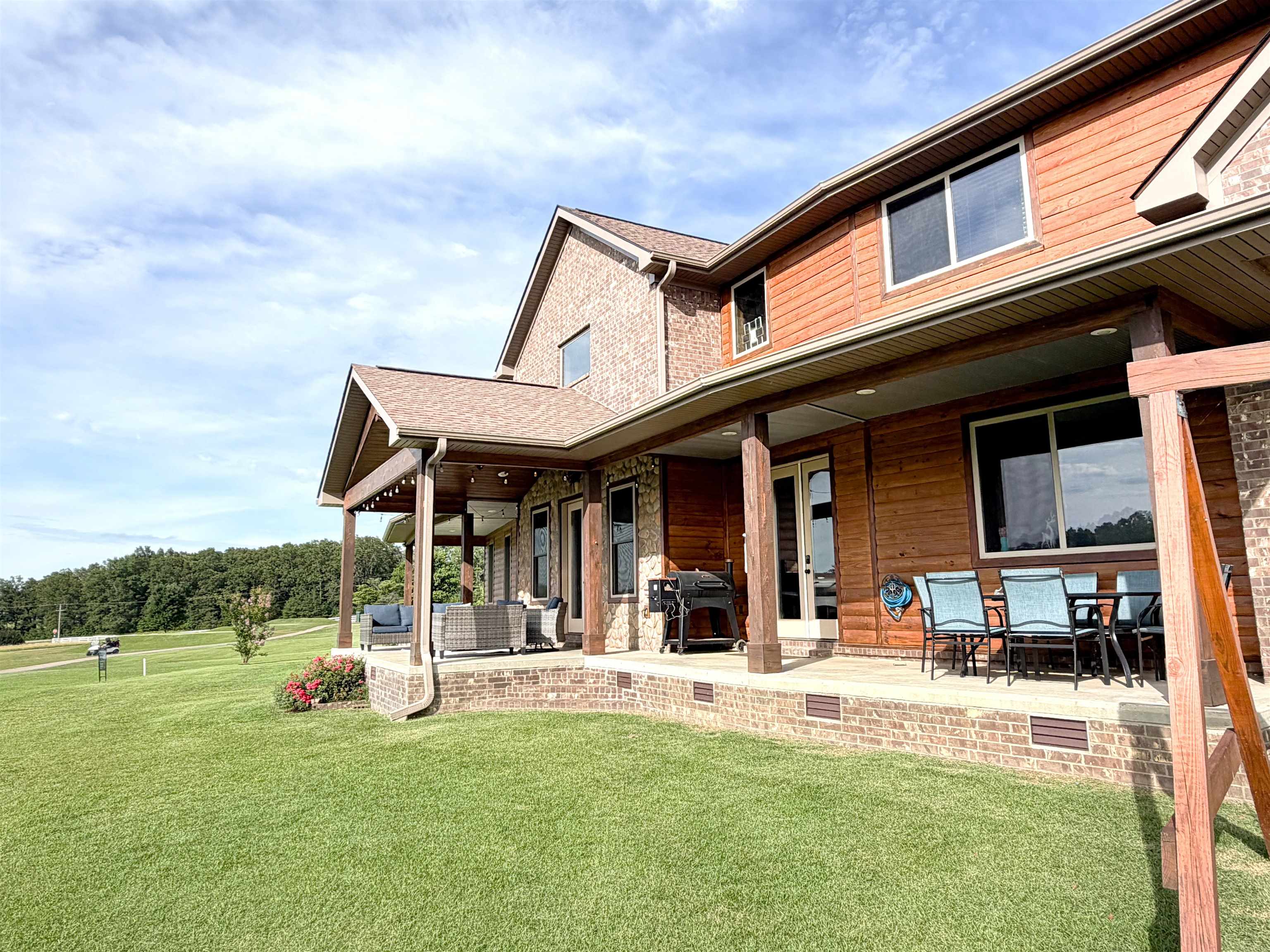 COOPERS HAWK - Residential