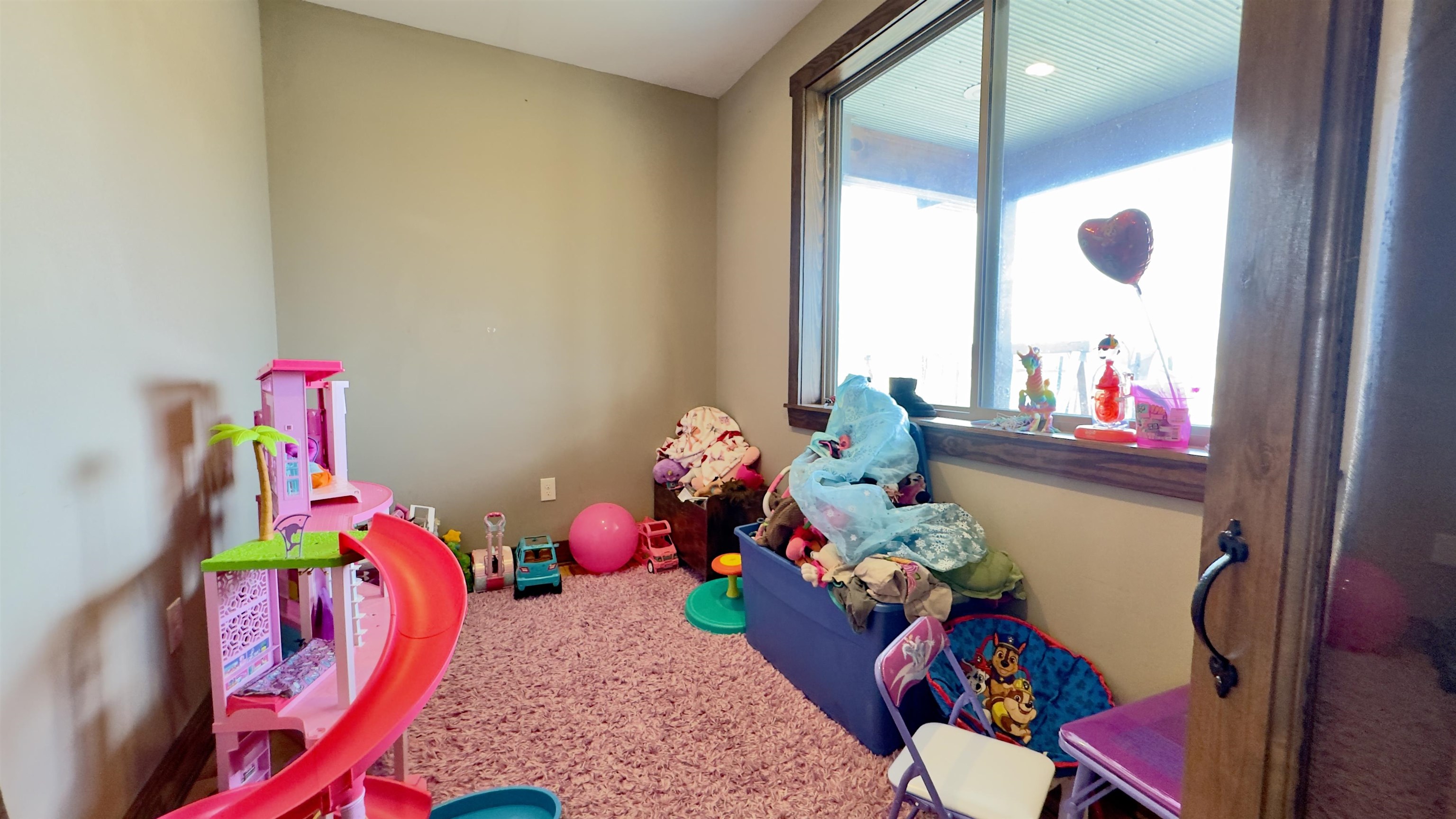 COOPERS HAWK - Residential