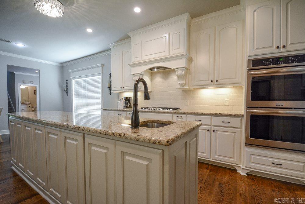 CHENAL VALLEY "MIRAMAR PLACE" - Residential
