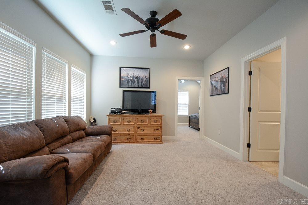 CHENAL VALLEY "MIRAMAR PLACE" - Residential