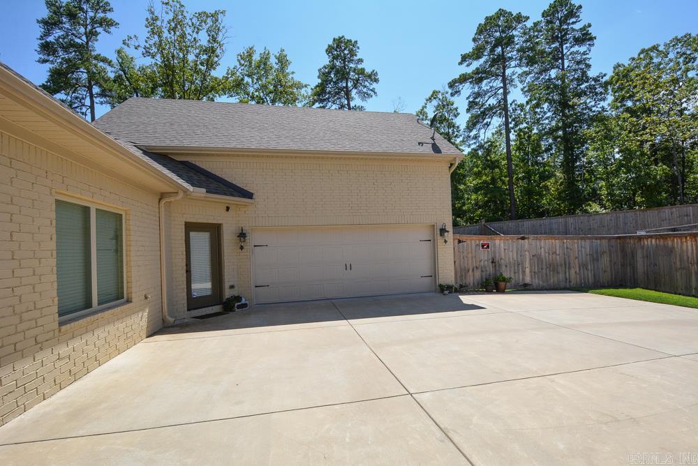 CHENAL VALLEY "MIRAMAR PLACE" - Residential