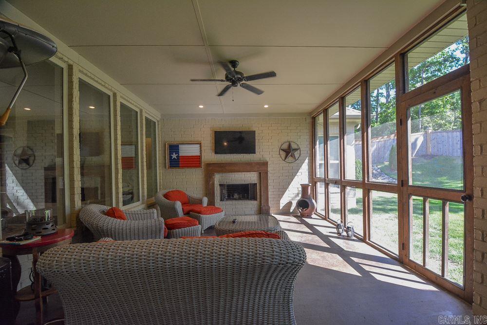CHENAL VALLEY "MIRAMAR PLACE" - Residential