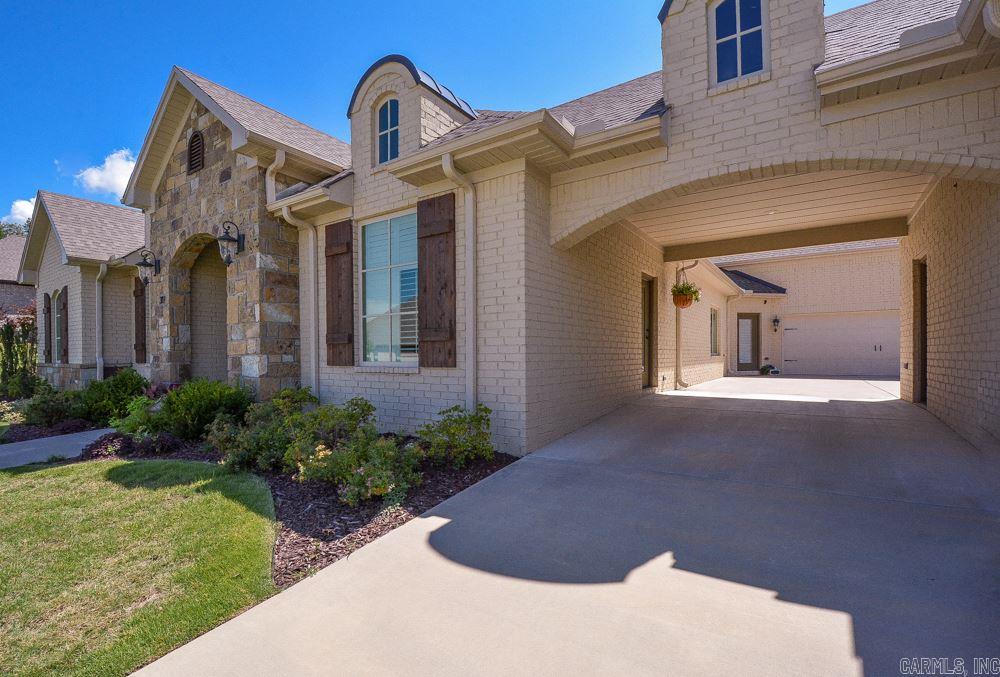 CHENAL VALLEY "MIRAMAR PLACE" - Residential