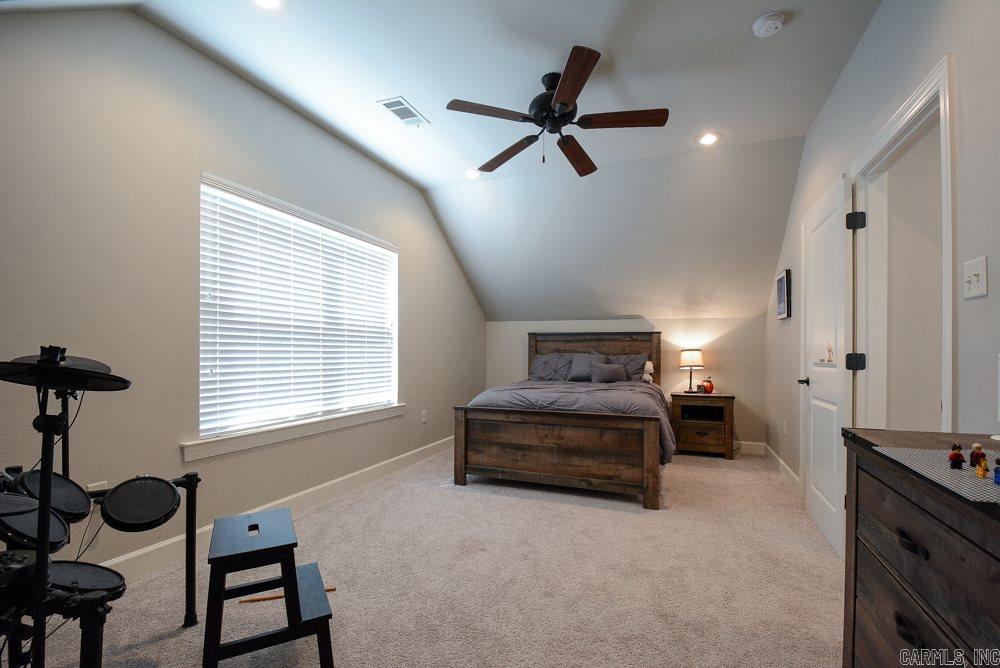 CHENAL VALLEY "MIRAMAR PLACE" - Residential