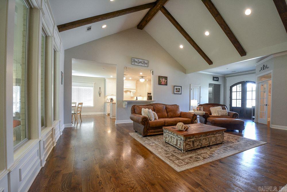 CHENAL VALLEY "MIRAMAR PLACE" - Residential