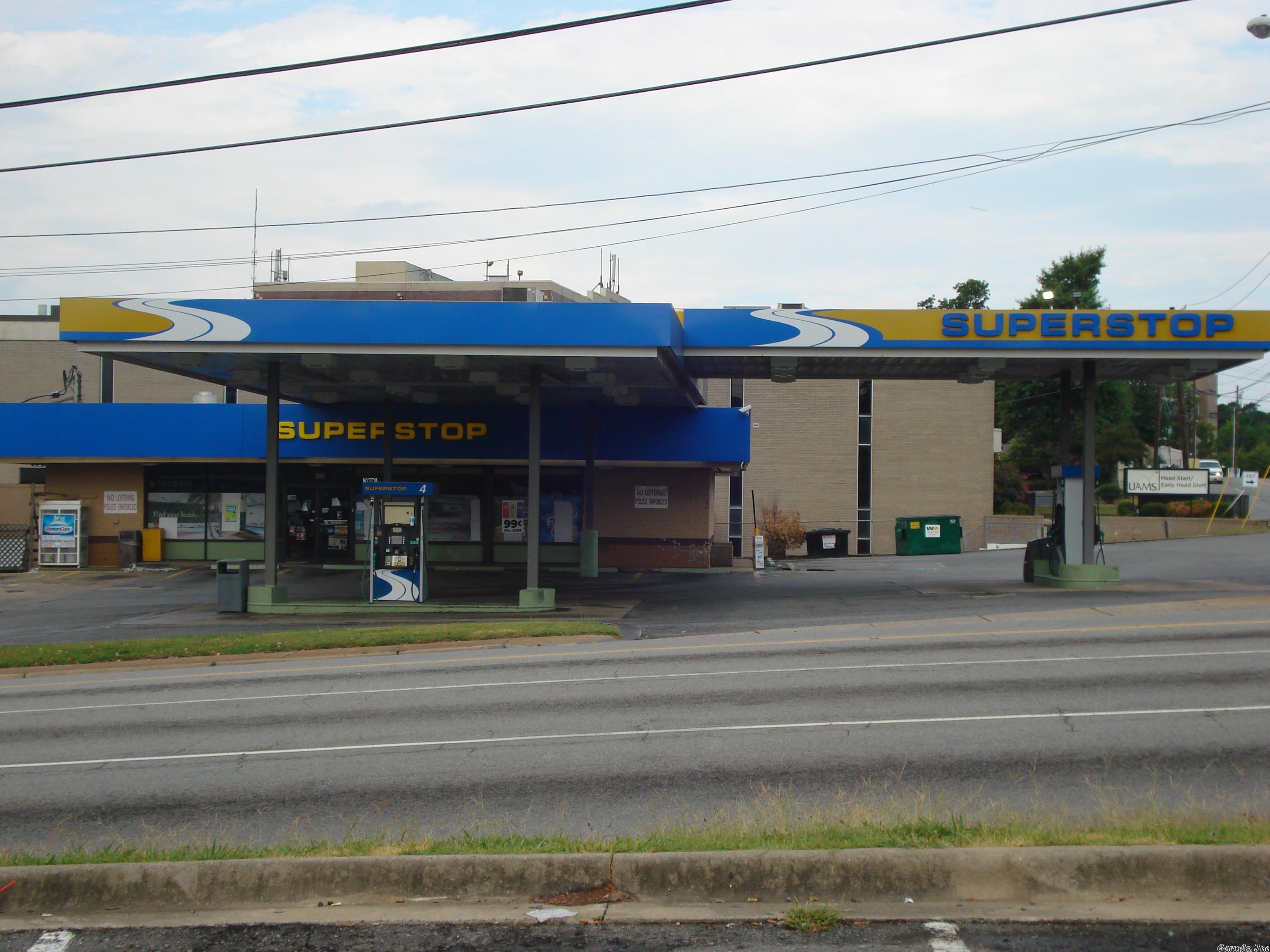 Profitable Convenience Store on Busy Intersection of John Barrow and Kanis!  Well set up store with Hot Deli Food!  This one won't last long!
