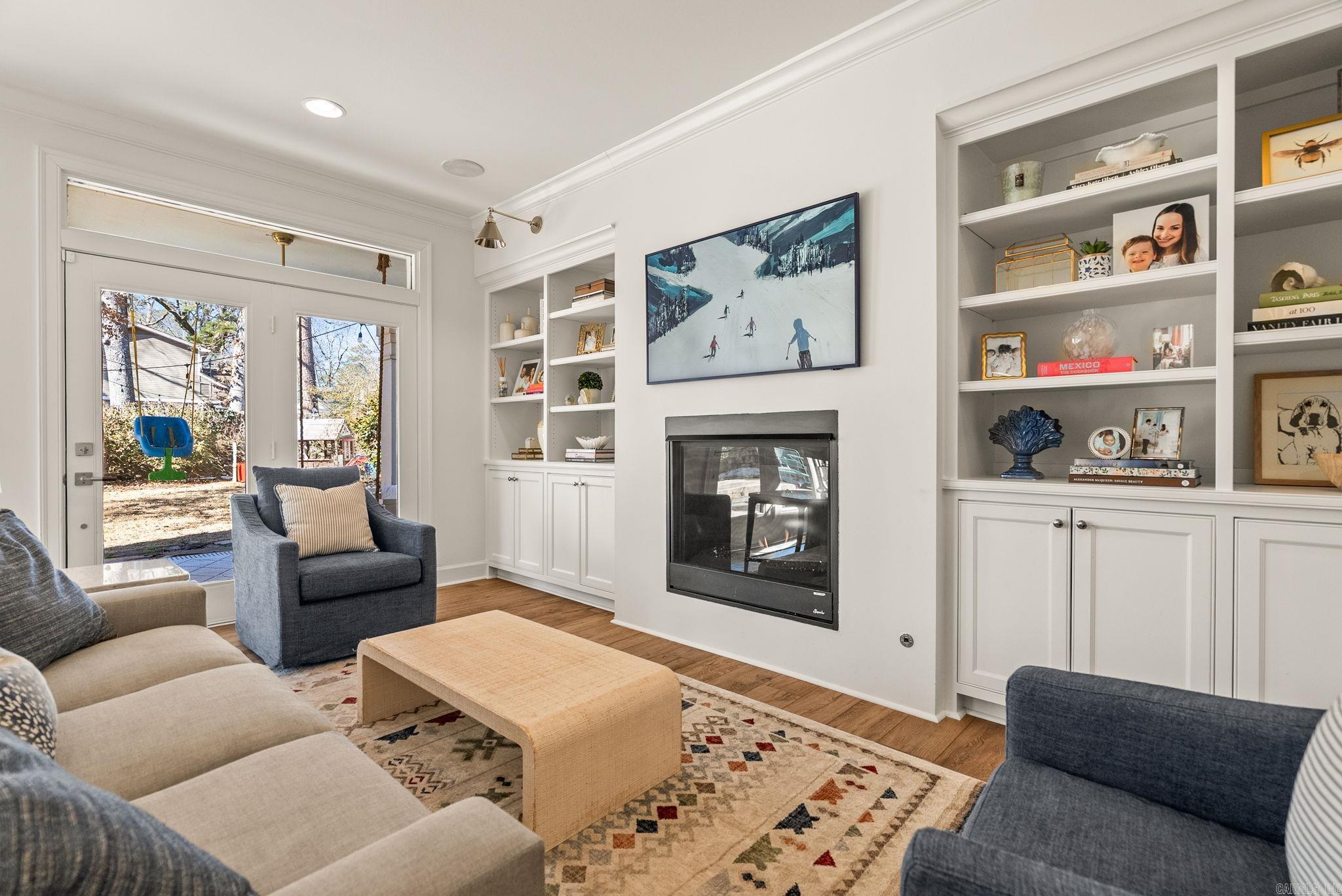 CLIFFEWOOD - Residential
