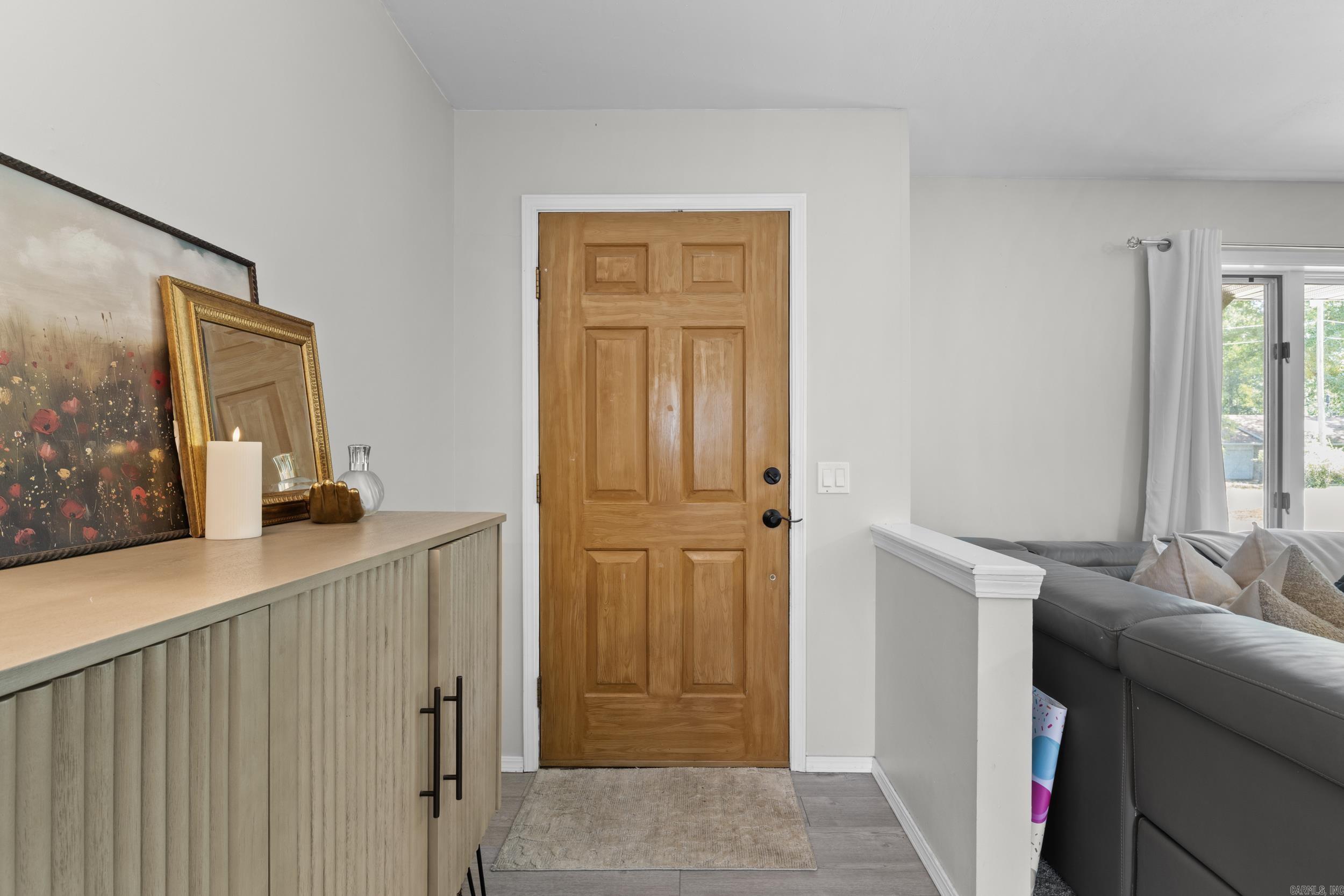 MOUNTAIN ACRES - Residential