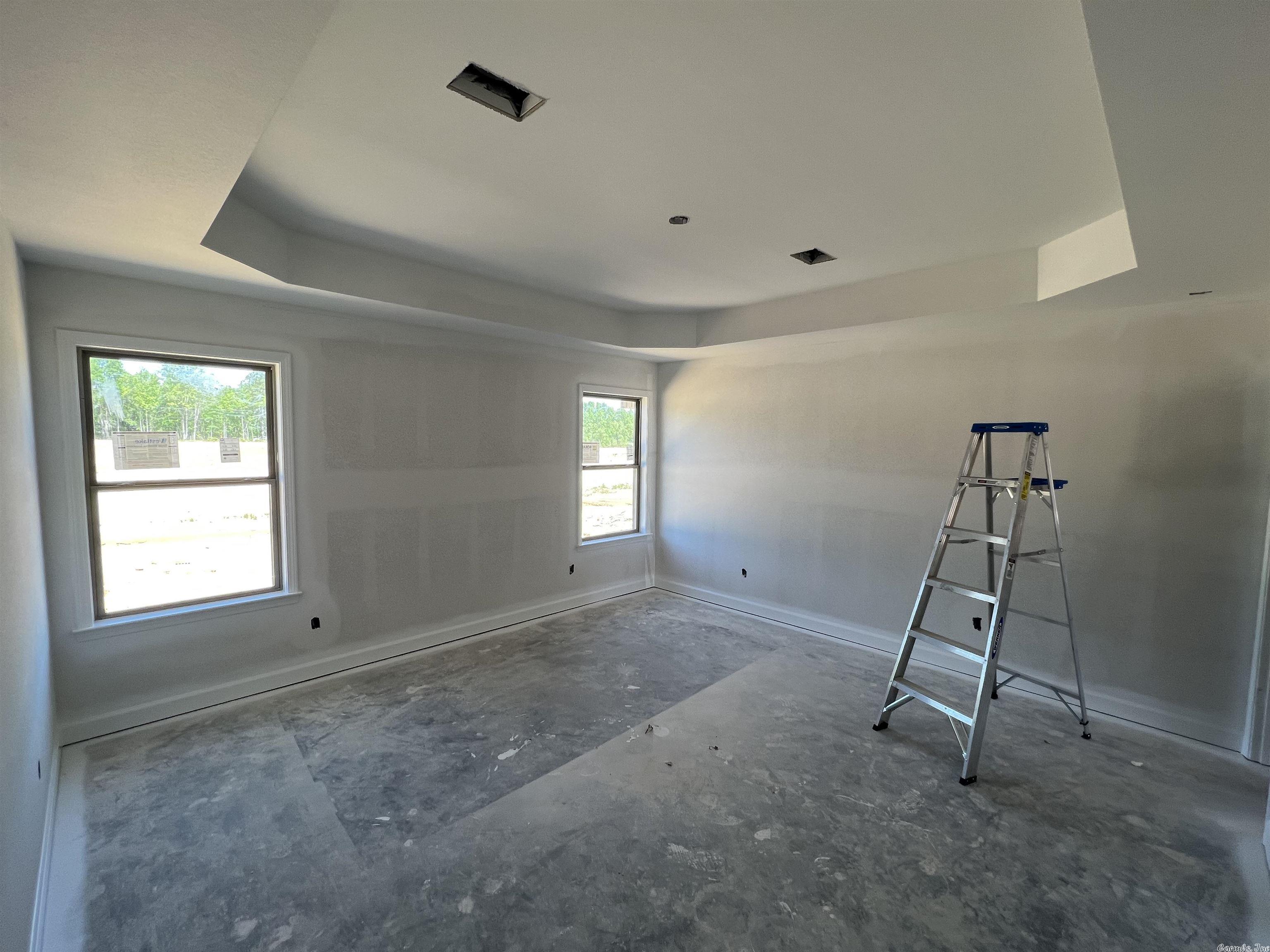 DEERFIELD ESTATES - Residential