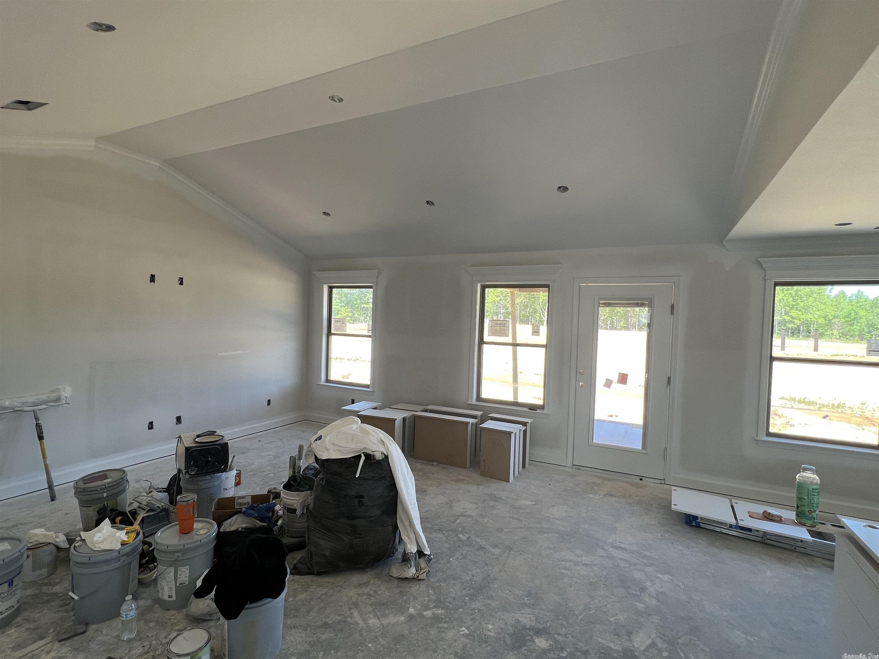 DEERFIELD ESTATES - Residential
