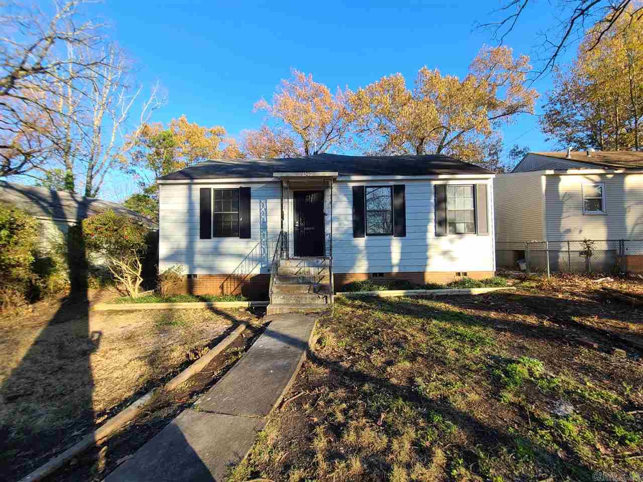 Recently remodeled 3 bedroom home conveniently located in walking distance to UALR.