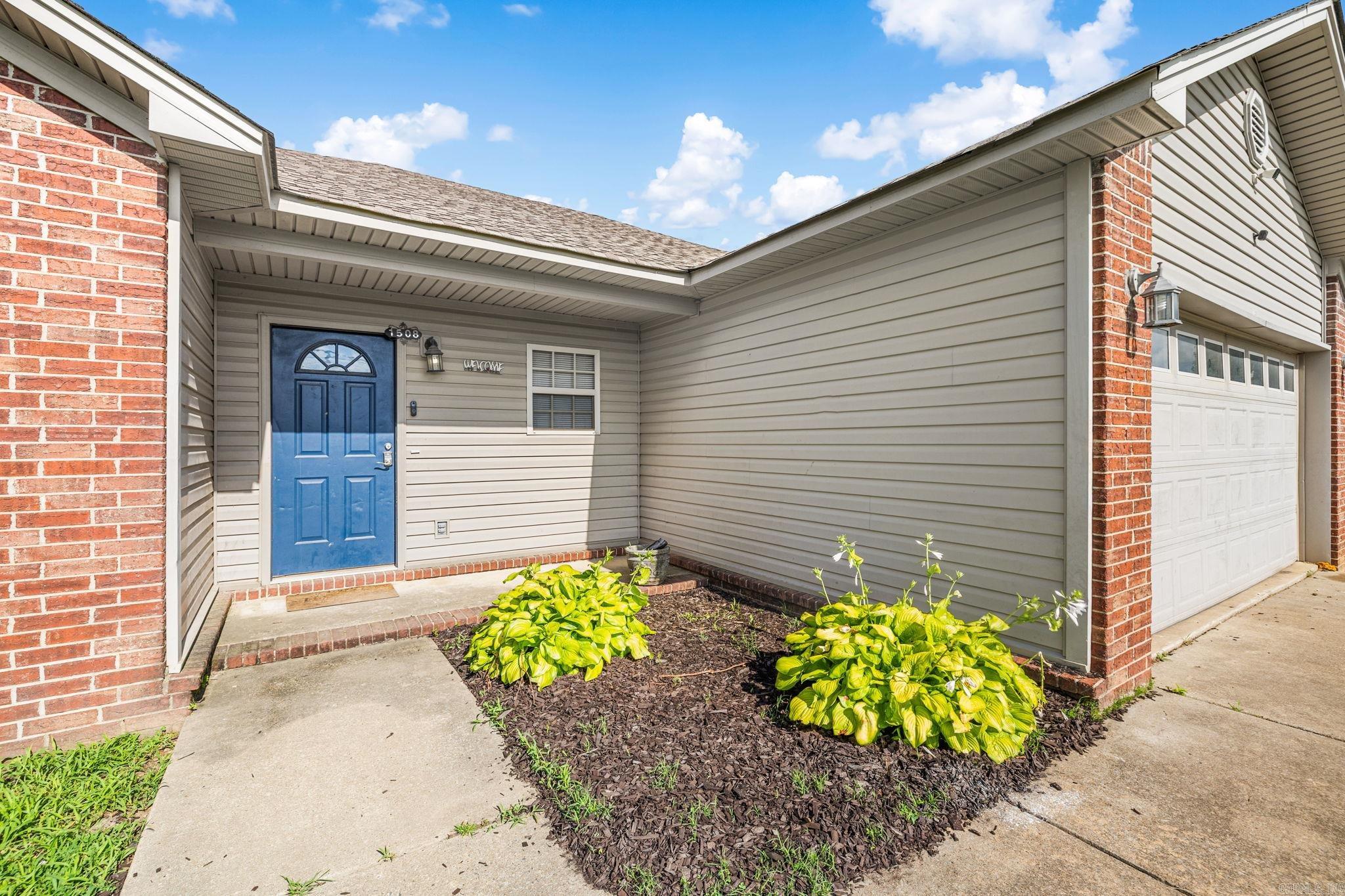MOON RIDGE ESTATES - Residential