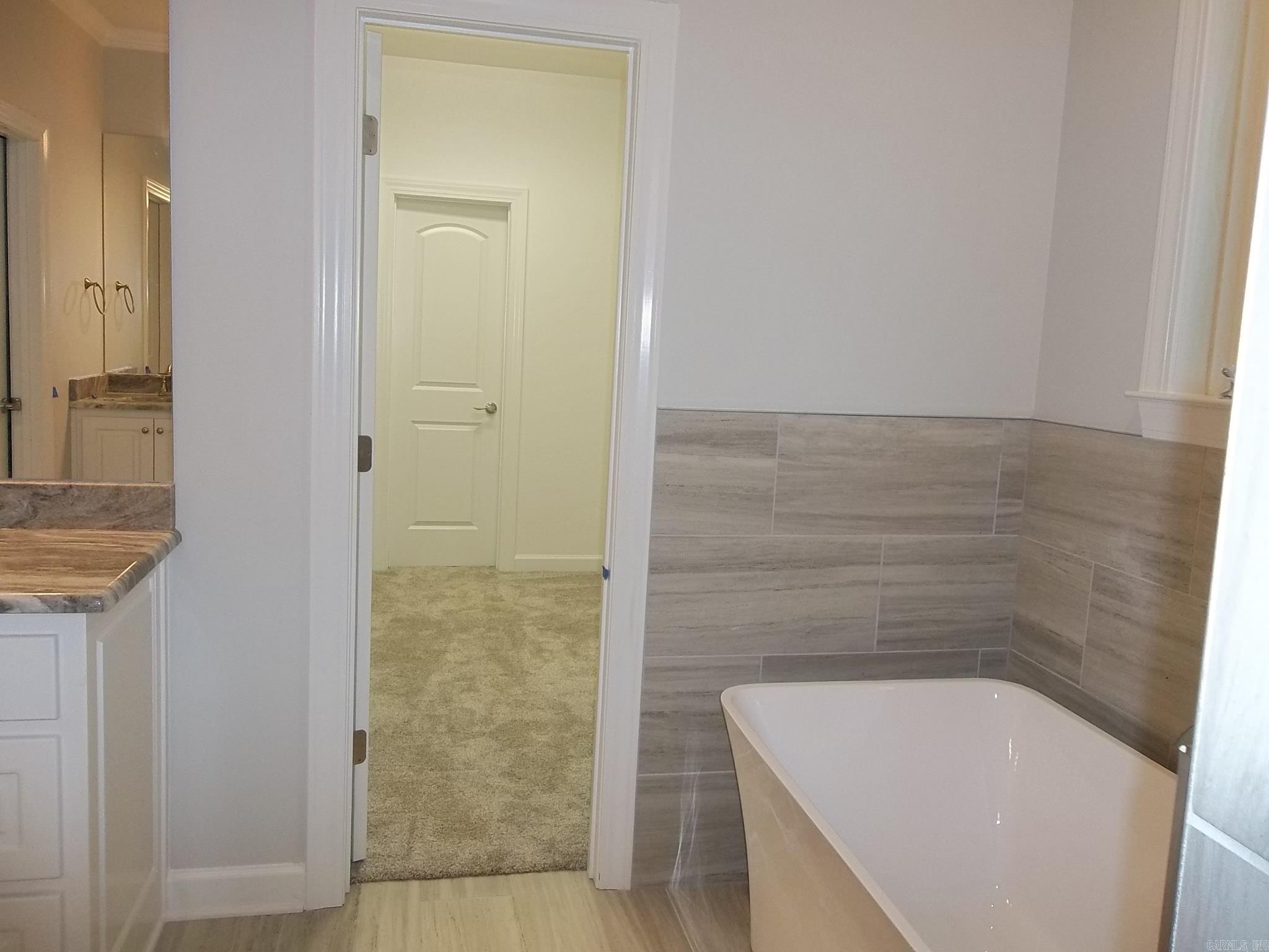 MAUMELLE VALLEY ESTATES - Residential