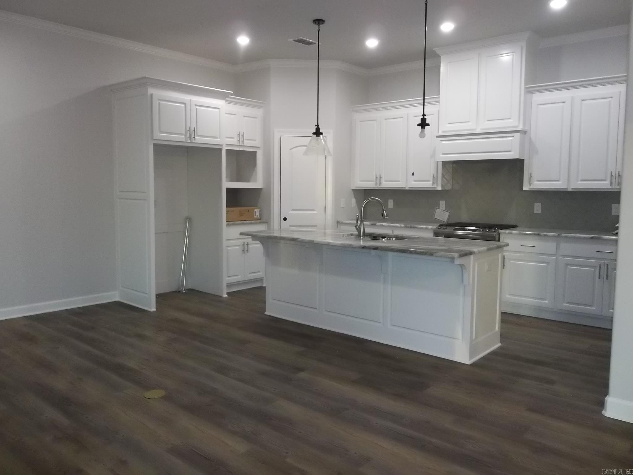 MAUMELLE VALLEY ESTATES - Residential