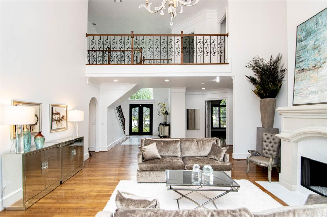 CHENAL VALLEY SOLOGNE CIRCLE - Residential