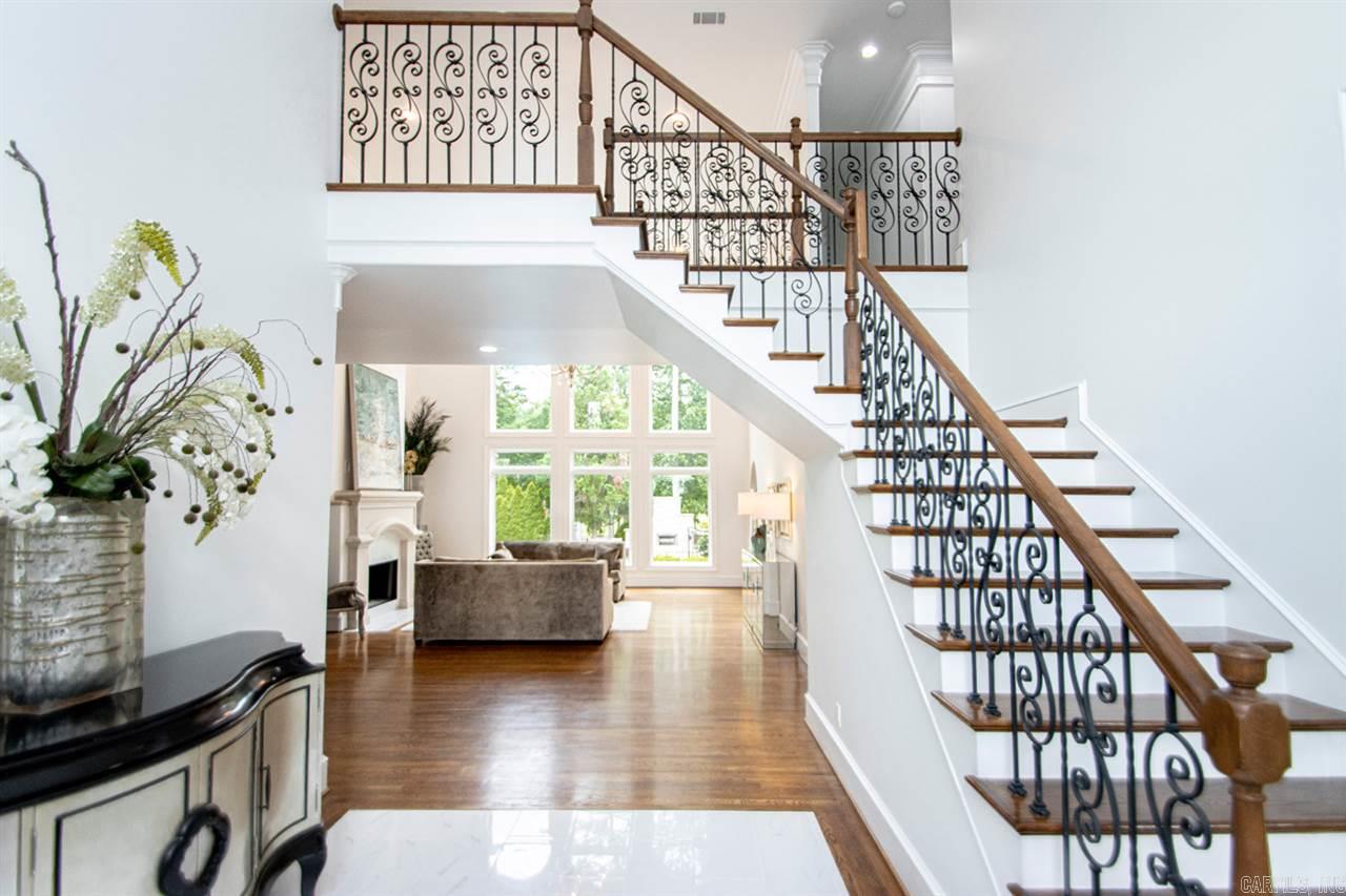 CHENAL VALLEY SOLOGNE CIRCLE - Residential