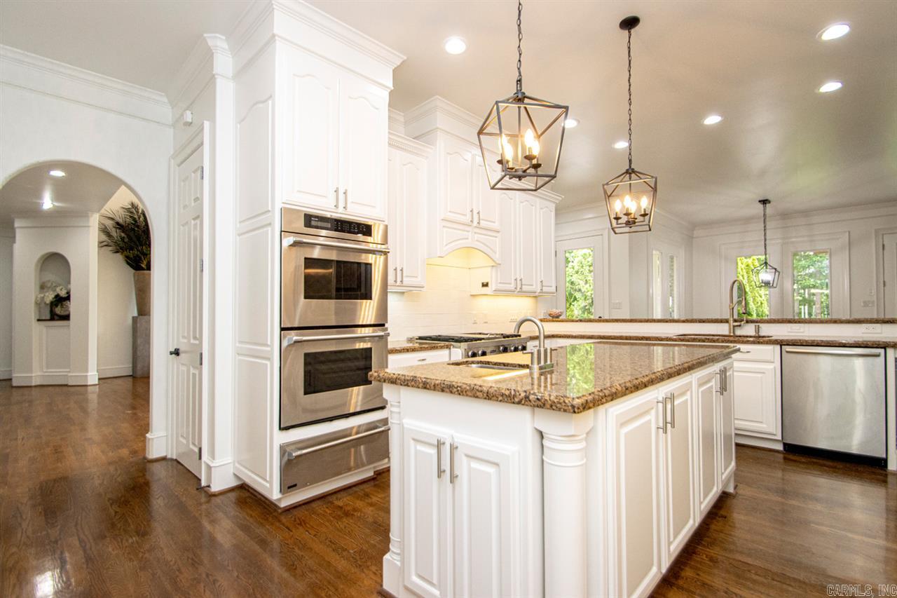 CHENAL VALLEY SOLOGNE CIRCLE - Residential