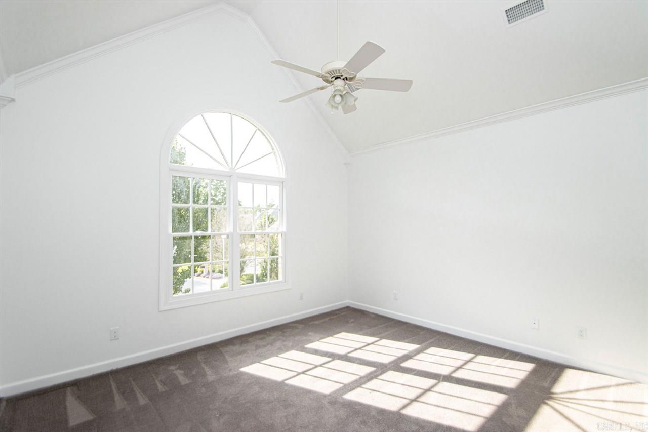 CHENAL VALLEY SOLOGNE CIRCLE - Residential