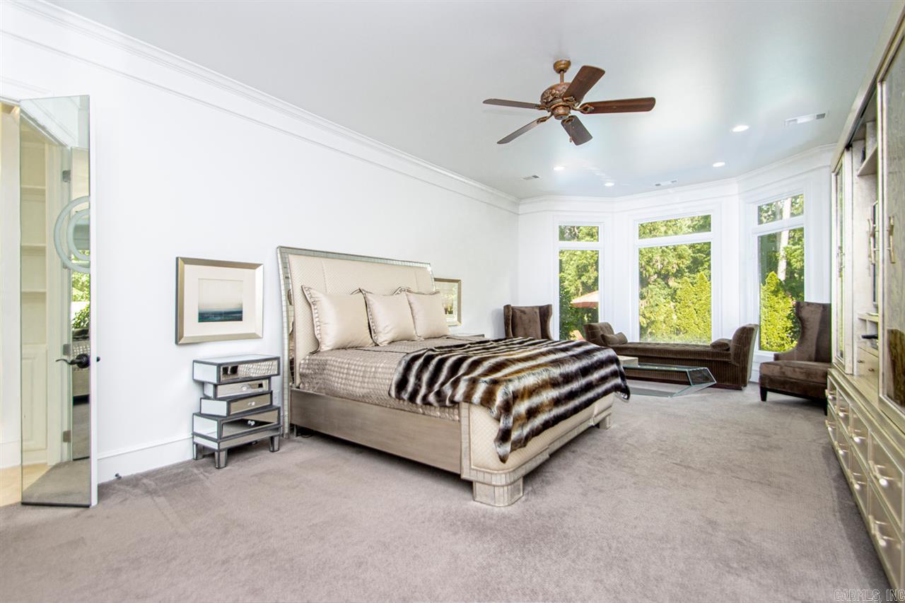 CHENAL VALLEY SOLOGNE CIRCLE - Residential