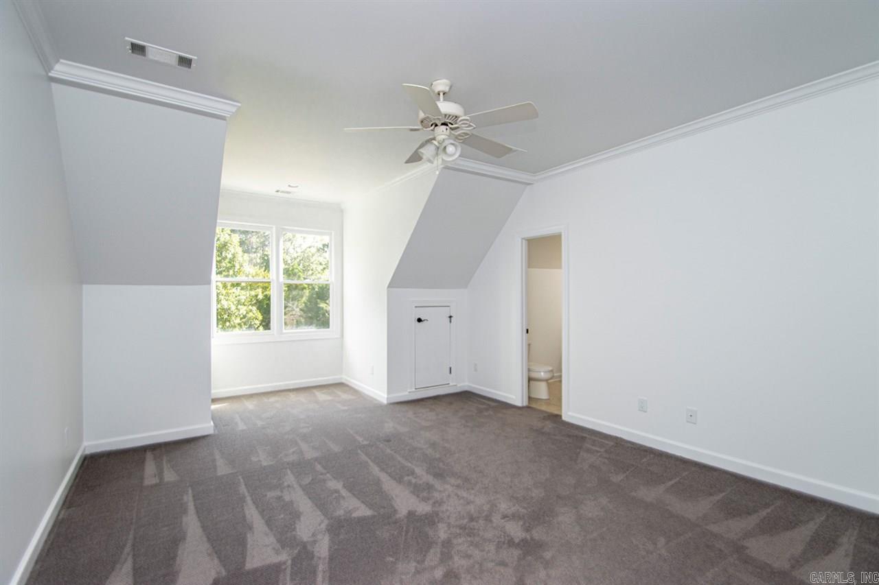 CHENAL VALLEY SOLOGNE CIRCLE - Residential