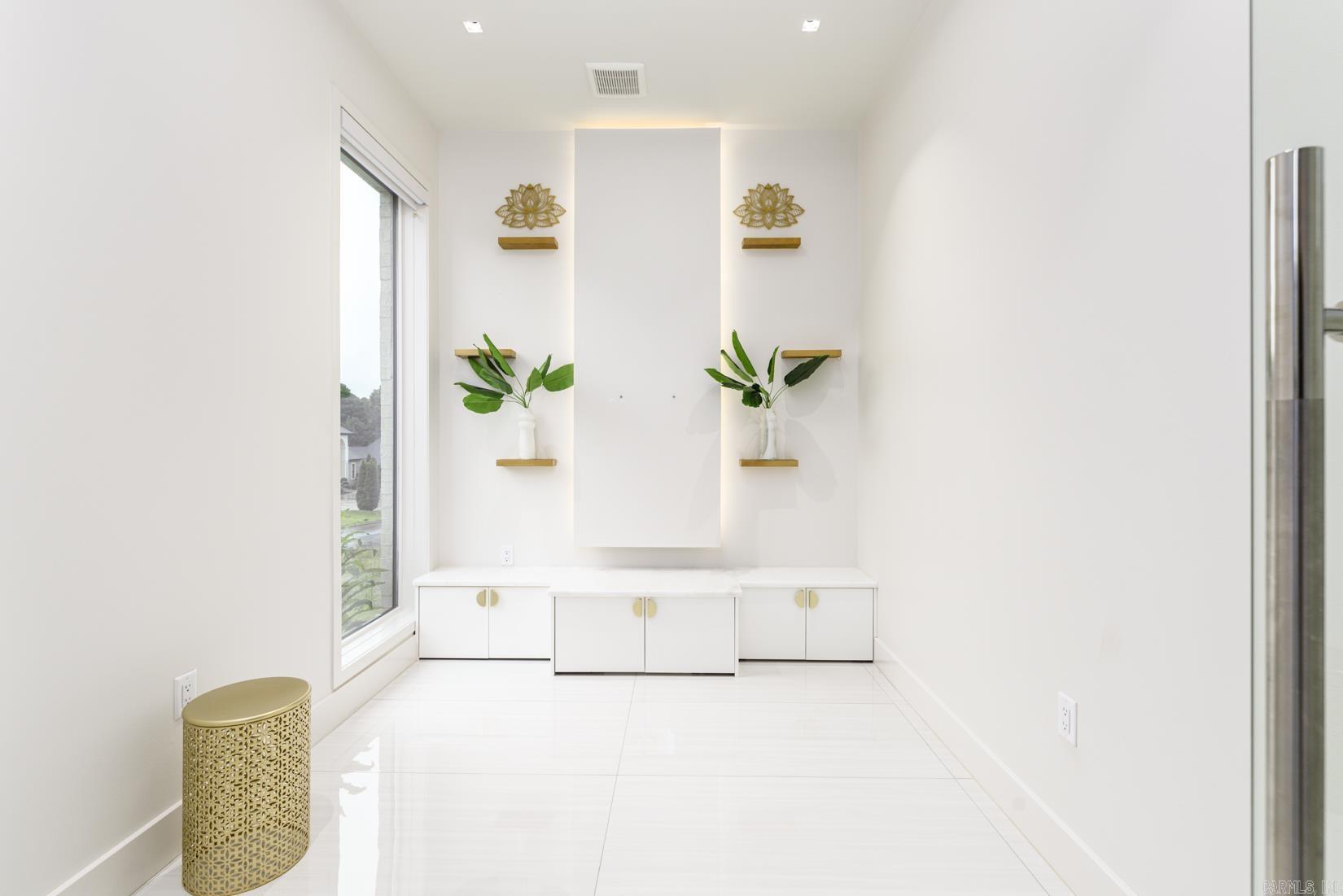 CHENAL VALLEY ORLE - Residential