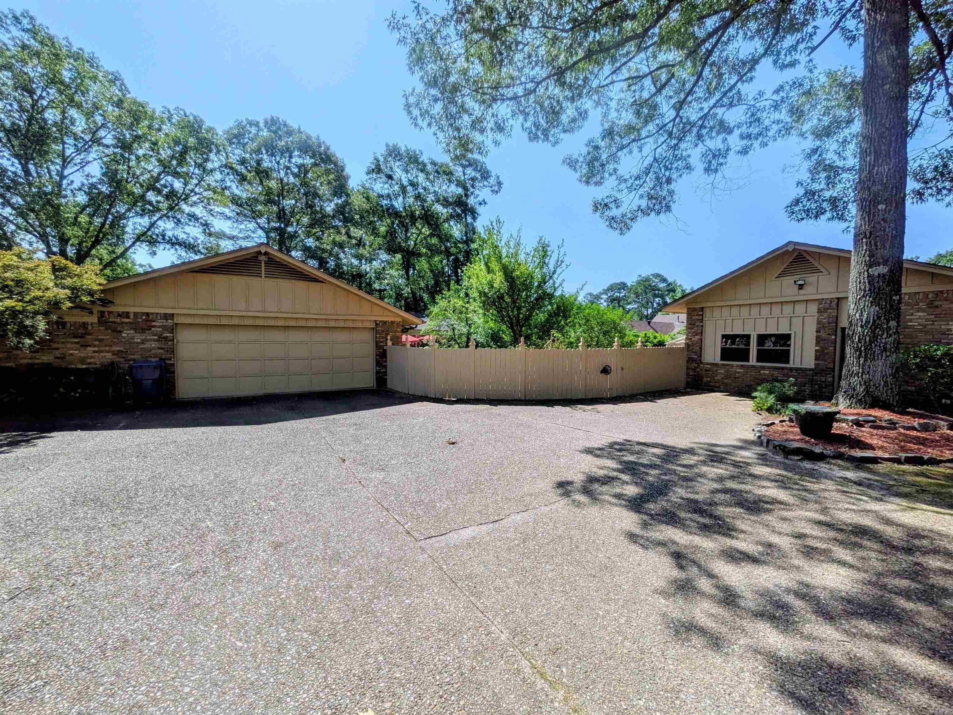 CHEROKEE HILLS 3 - Residential