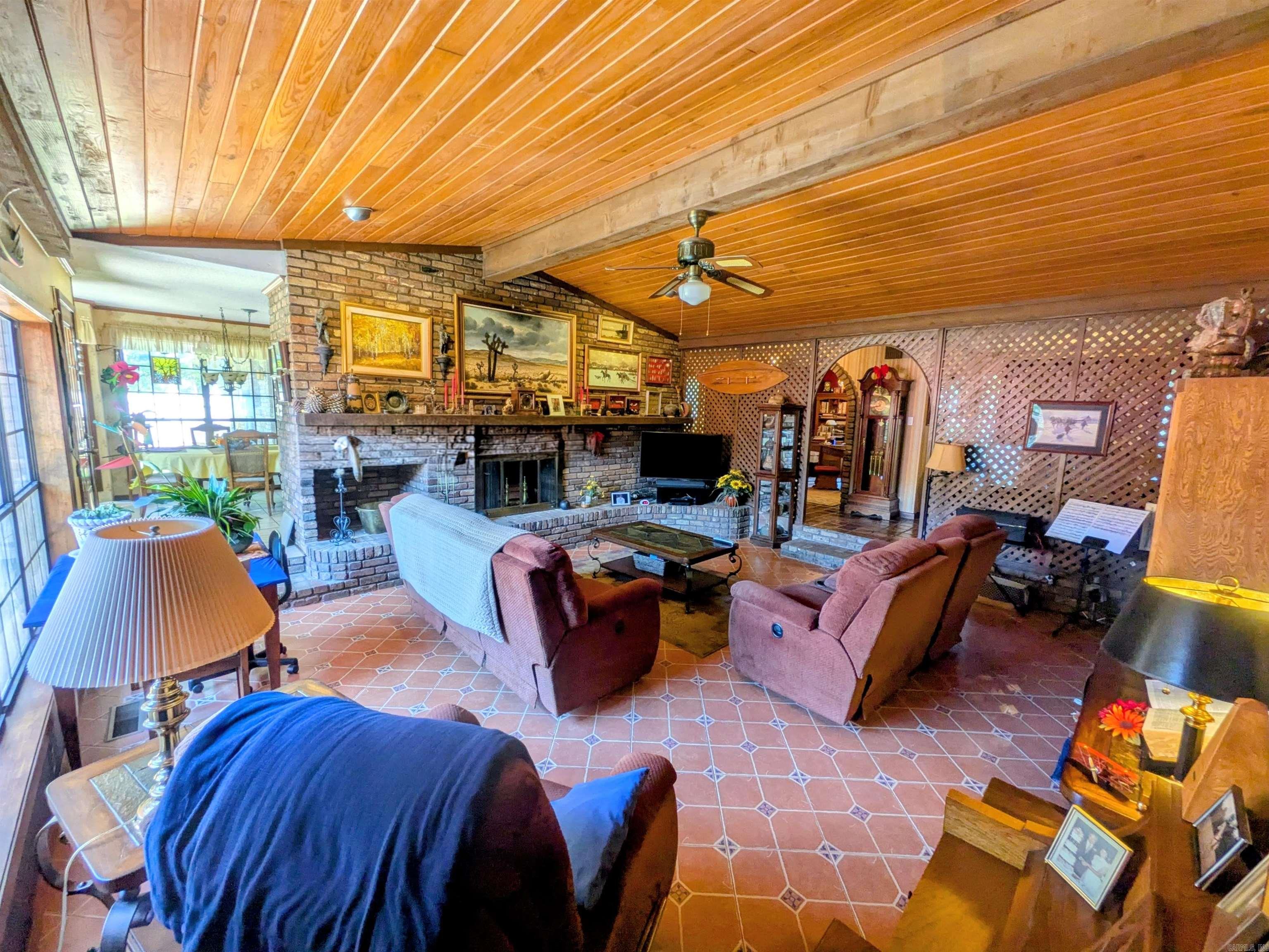 CHEROKEE HILLS 3 - Residential