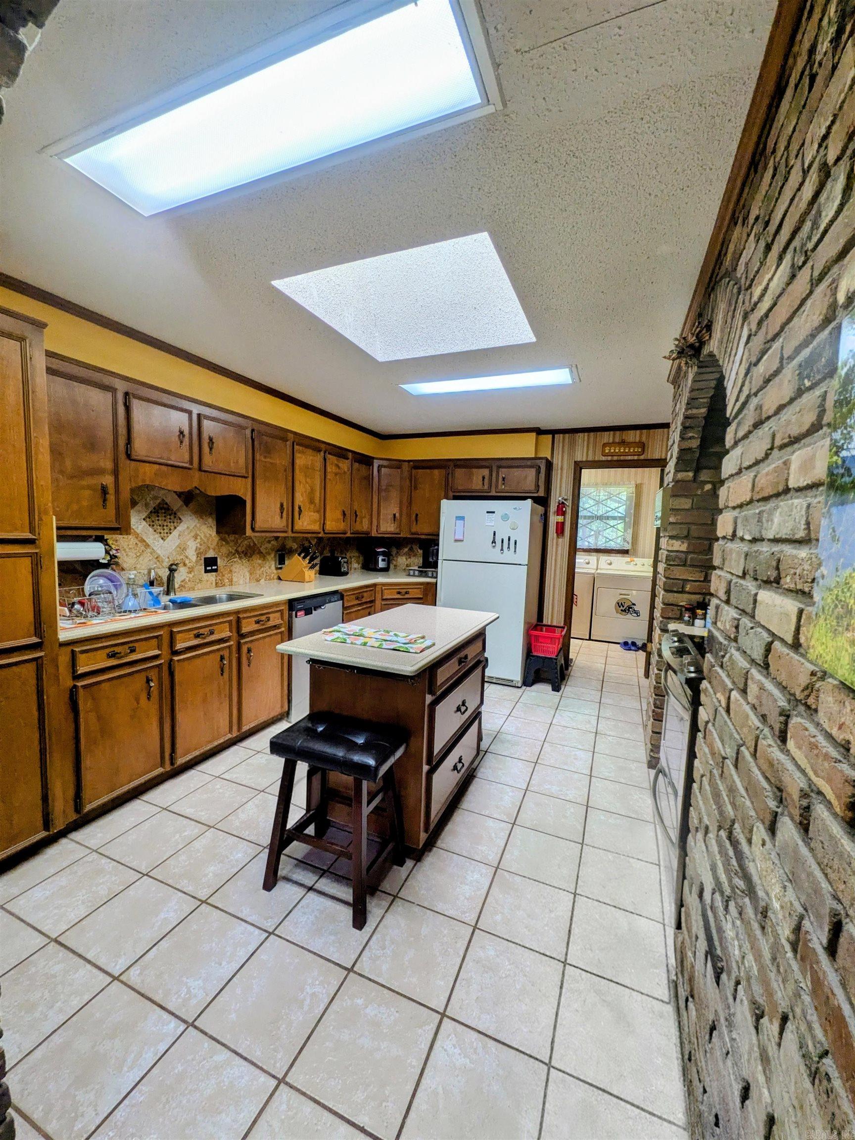 CHEROKEE HILLS 3 - Residential