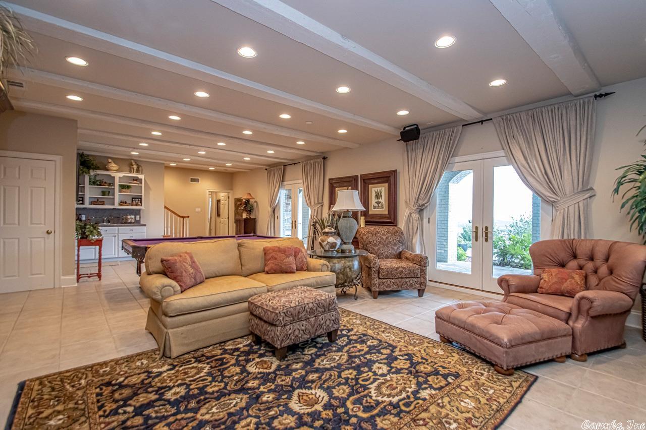 RIVER RIDGE MANOR - Residential
