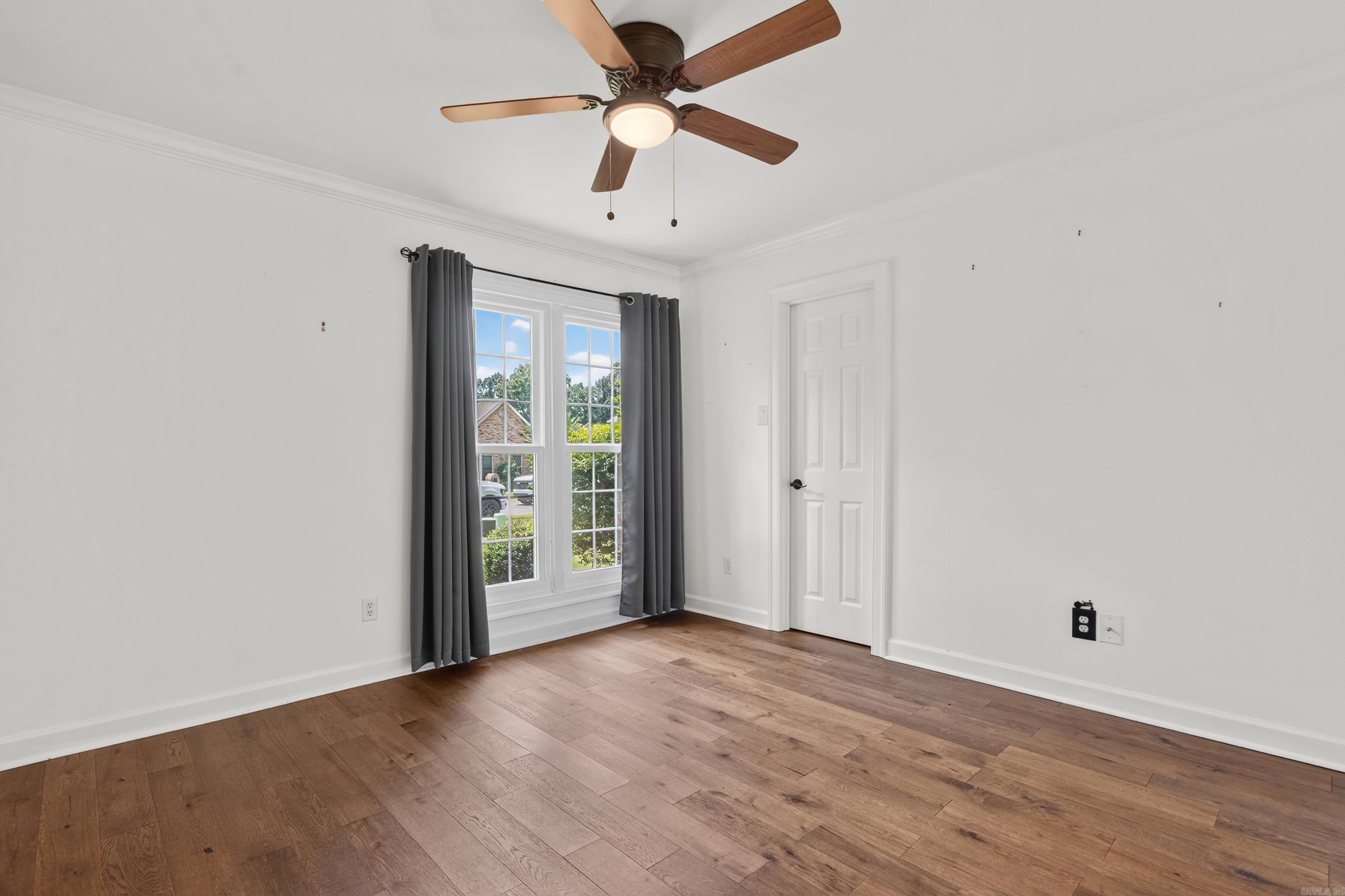 LONGHILLS VILLAGE - Residential