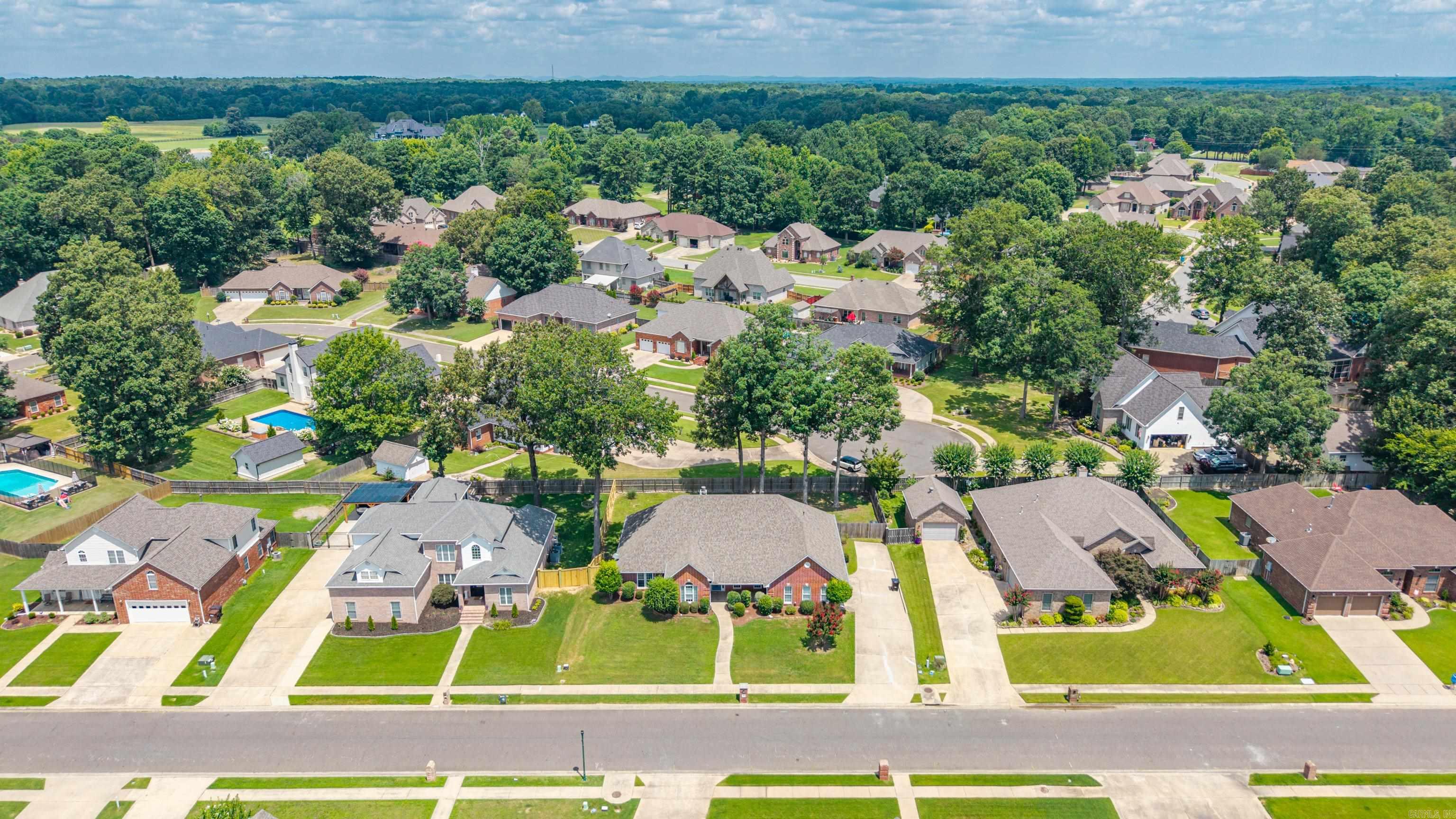 LONGHILLS VILLAGE - Residential