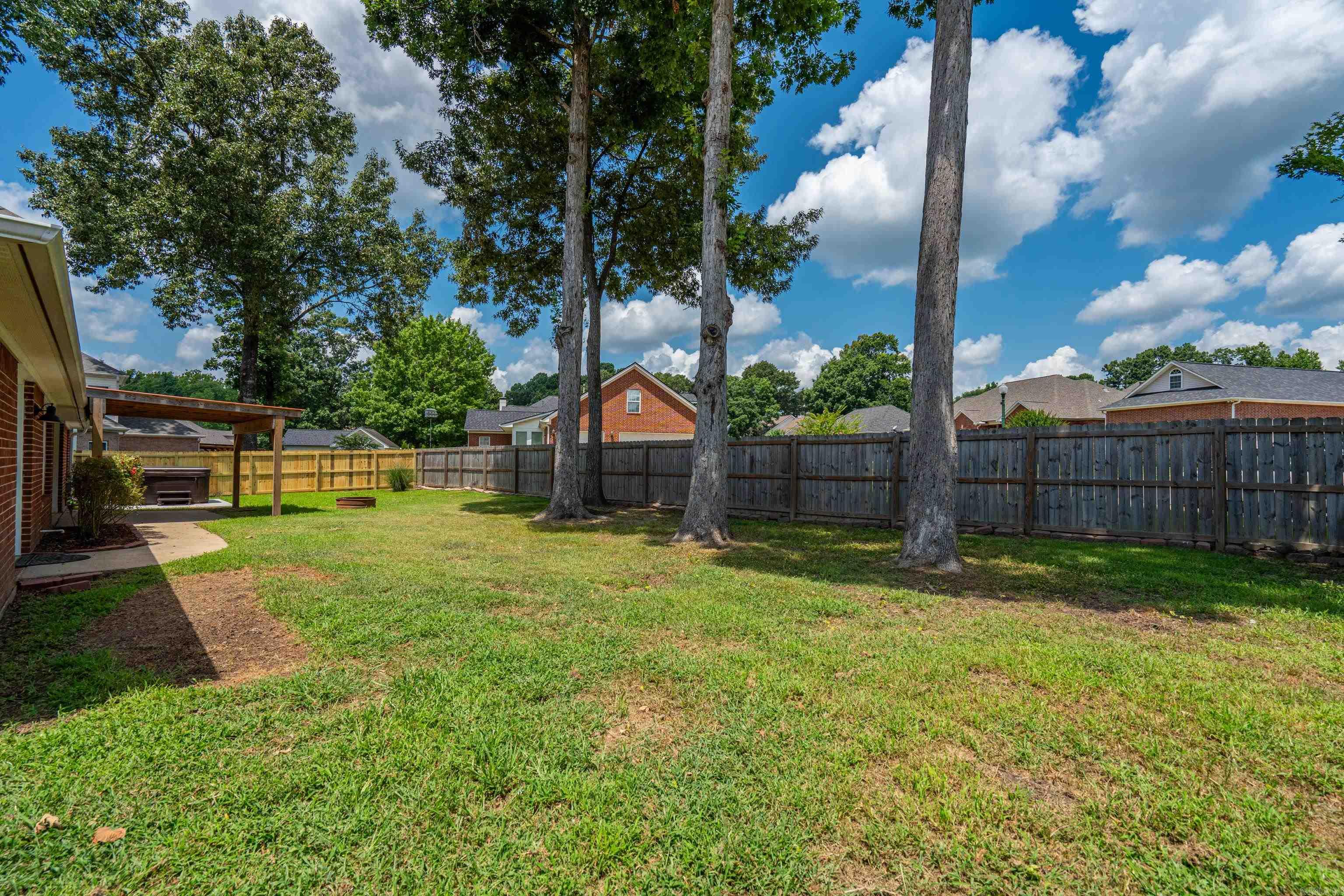 LONGHILLS VILLAGE - Residential