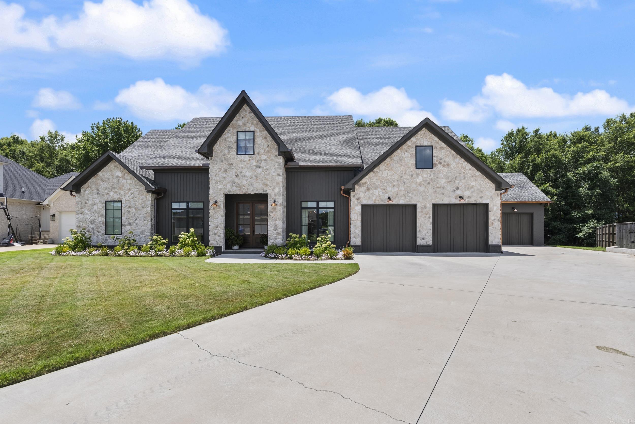 WINTERBROOK - Residential