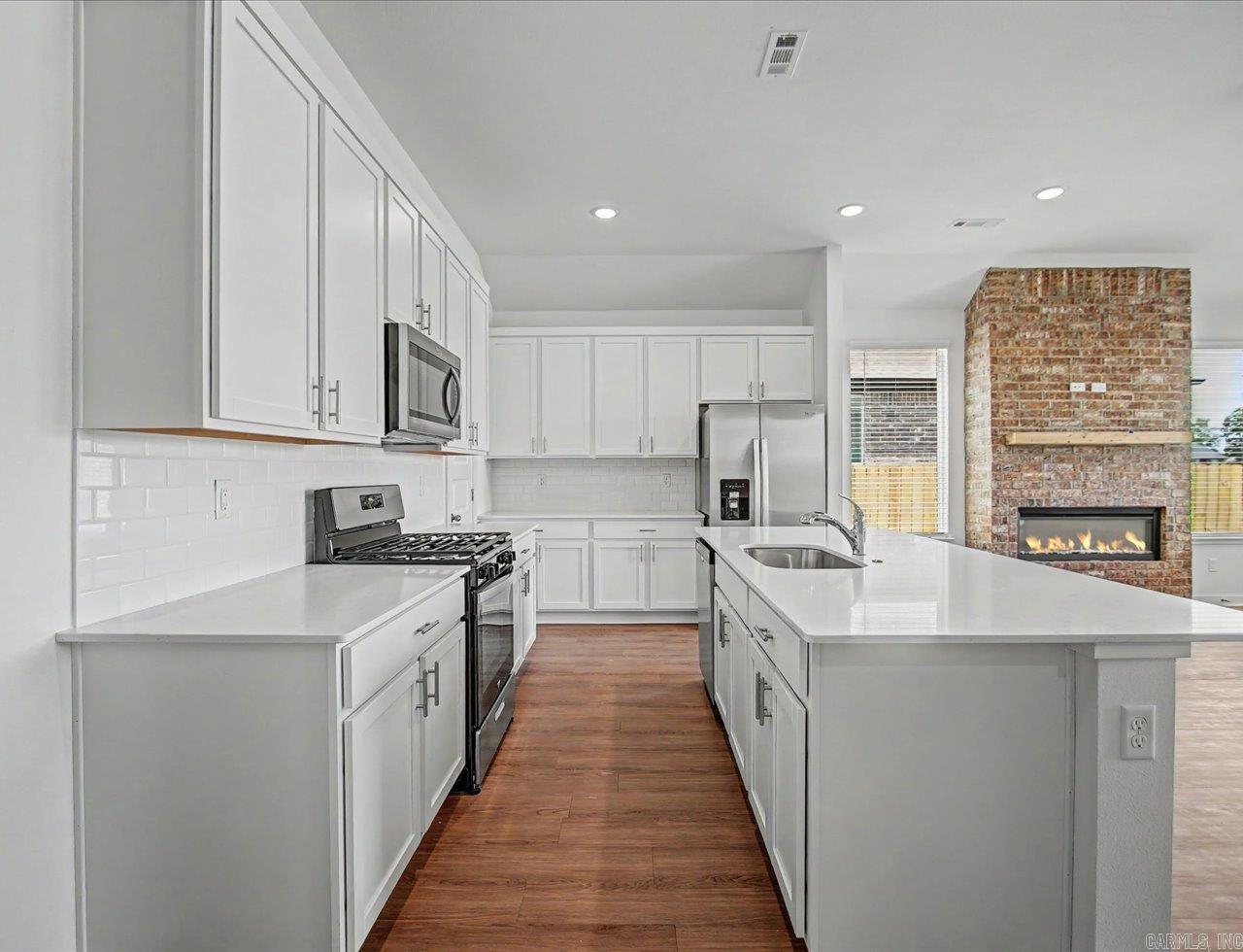 THE RESERVE AT COUNTRY CLUB PHAS - Residential