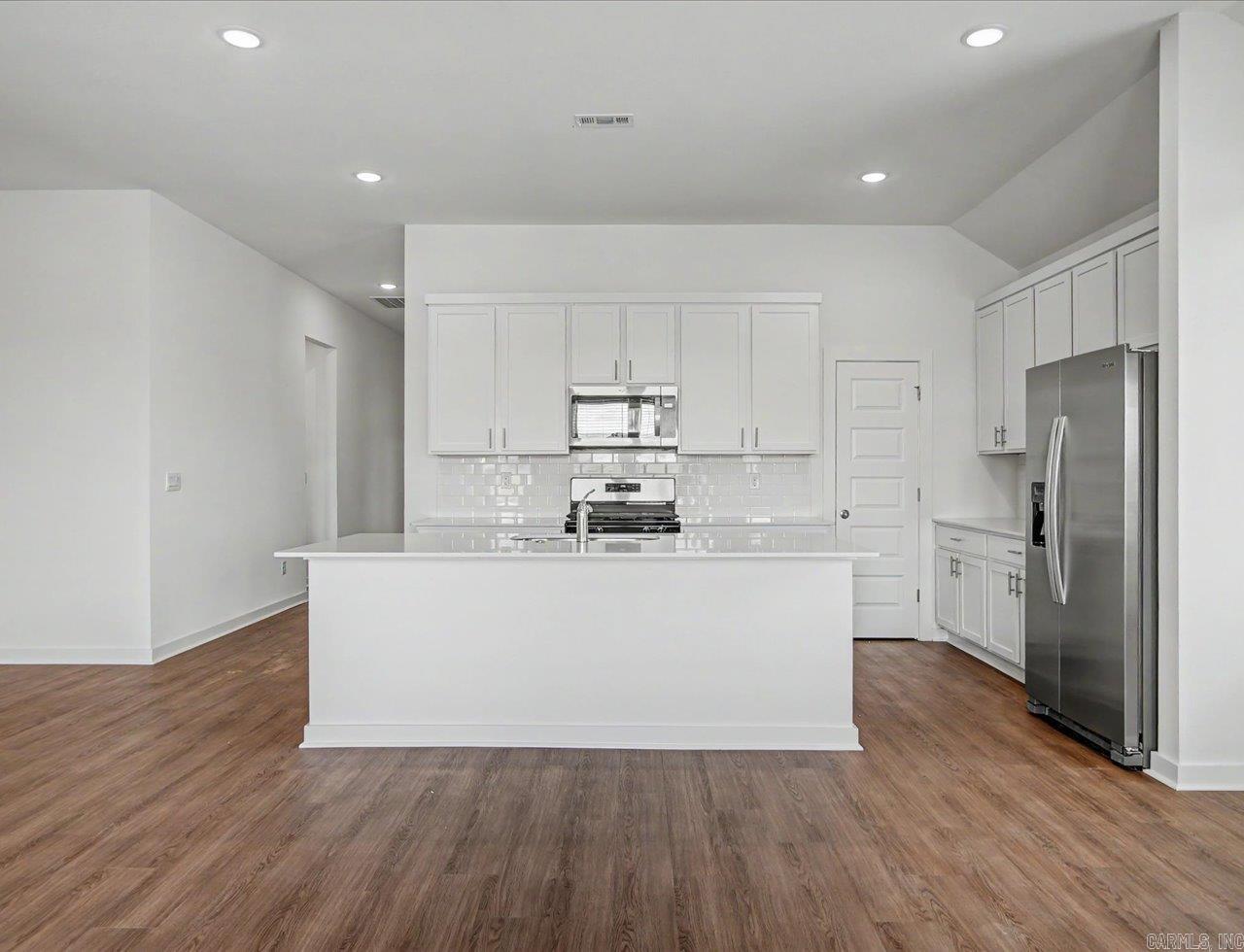 THE RESERVE AT COUNTRY CLUB PHAS - Residential