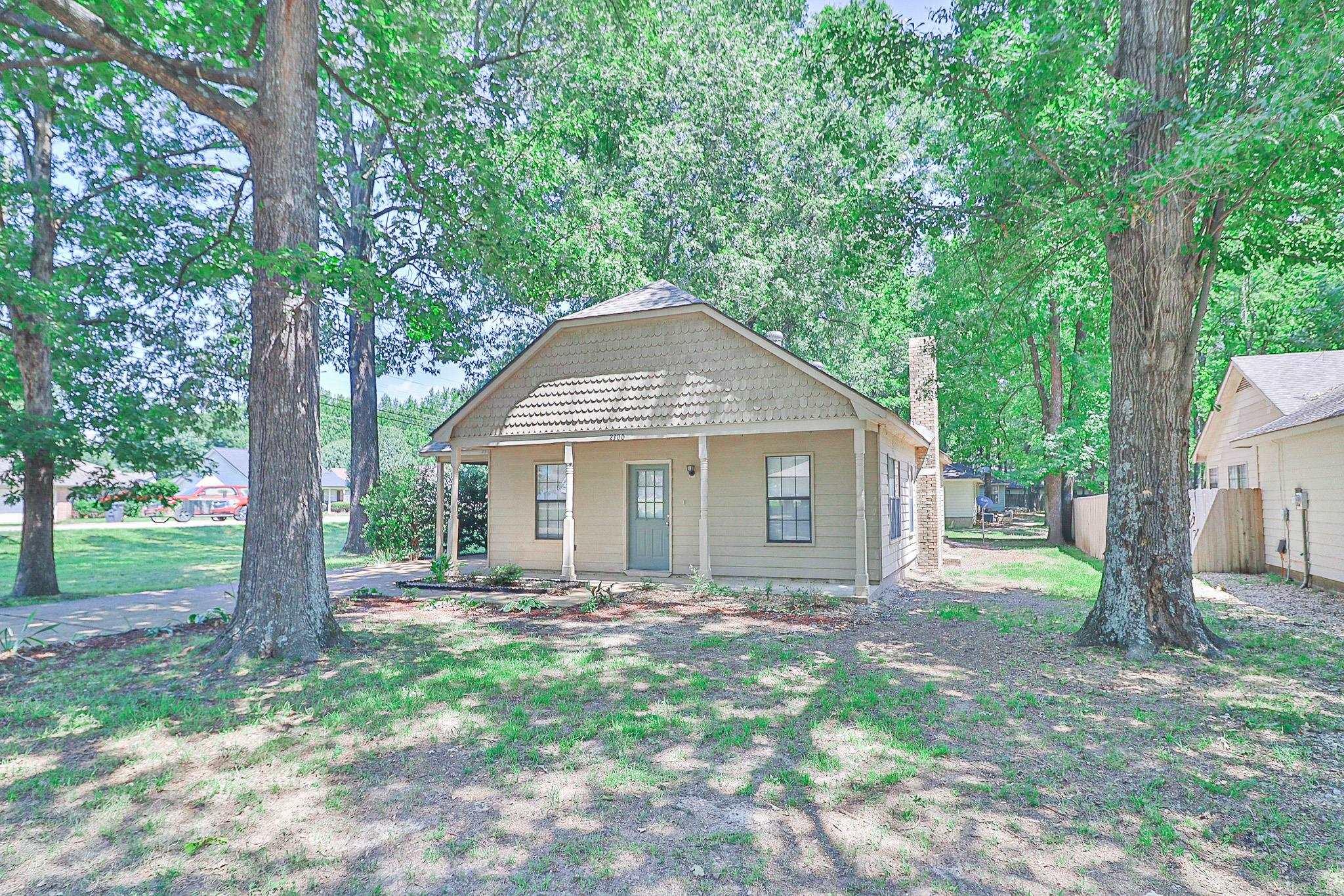 Fox Meadow Village - Residential