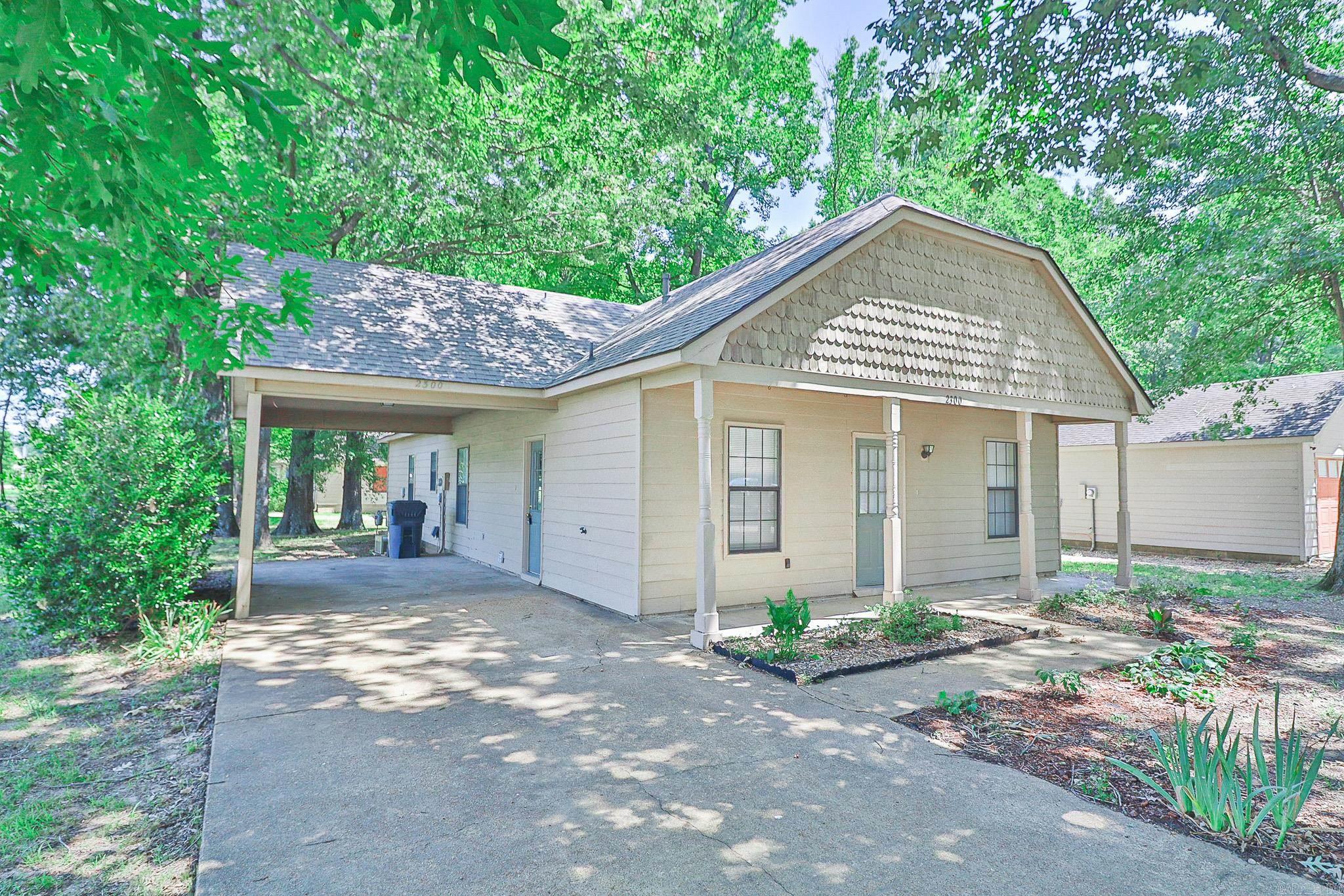 Fox Meadow Village - Residential