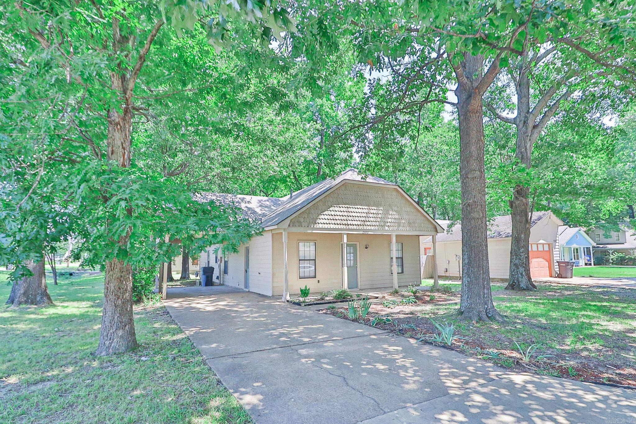 Fox Meadow Village - Residential