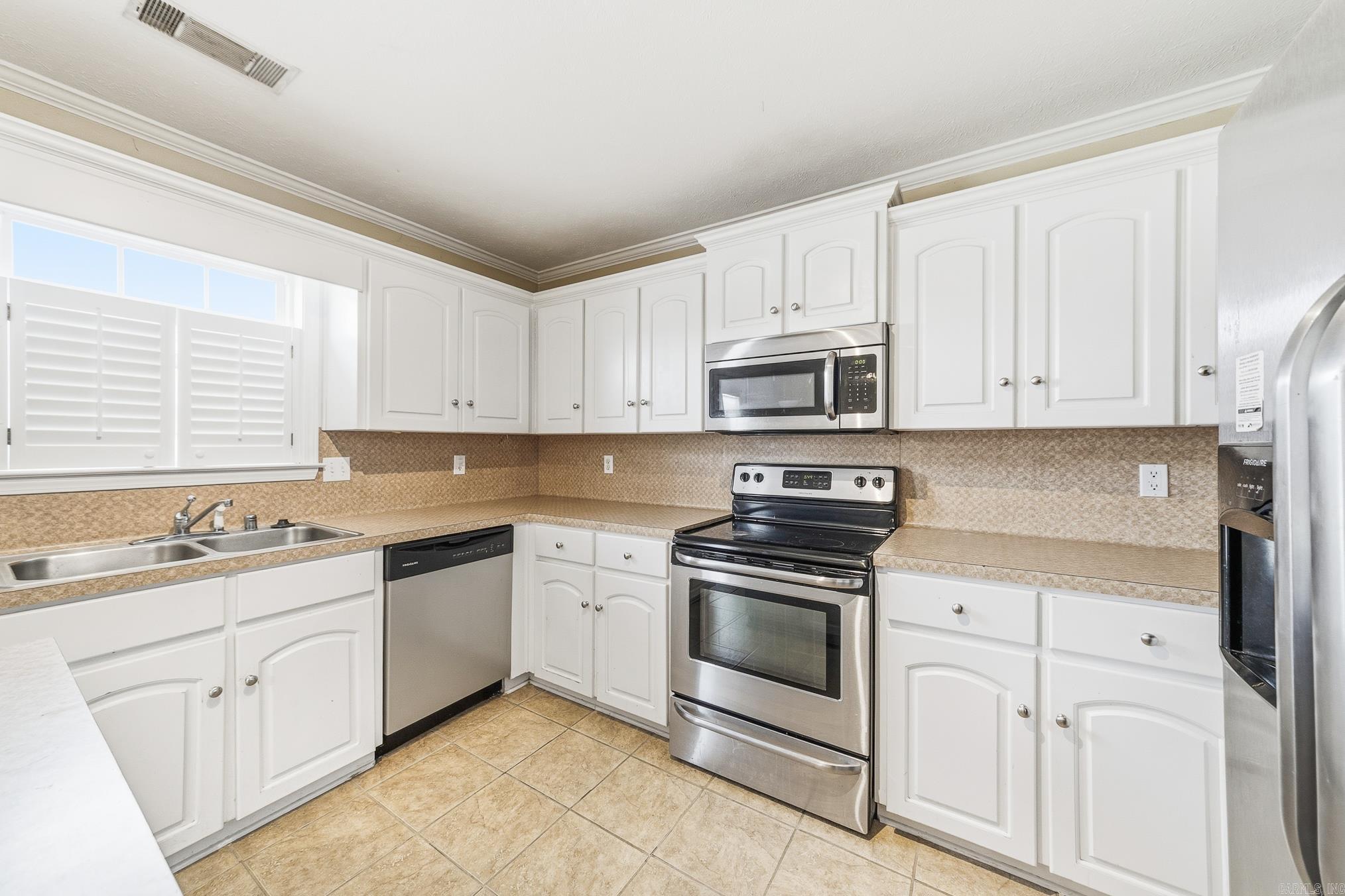 MOON RIDGE ESTATES - Residential