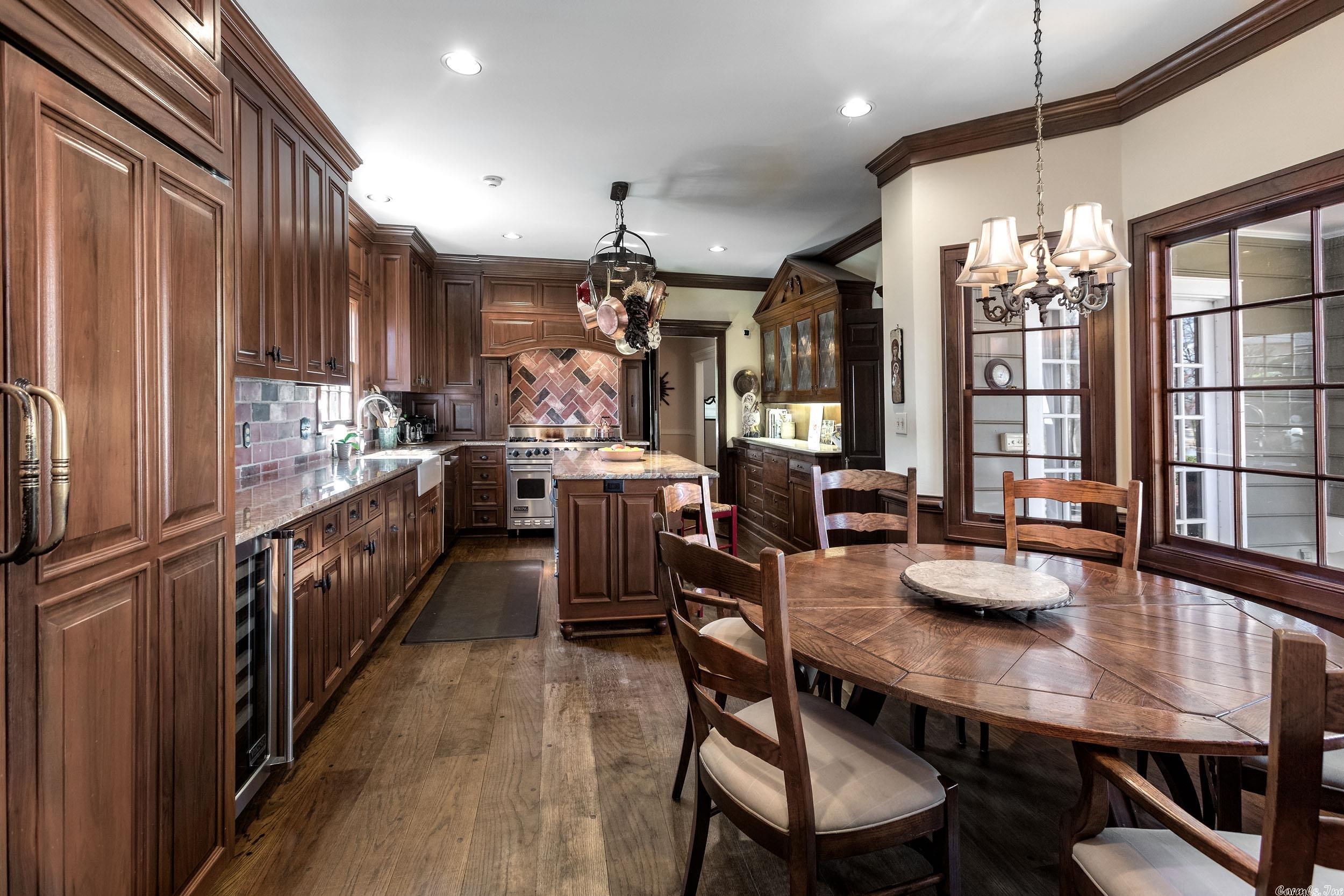 PLEASANT VALLEY - Residential