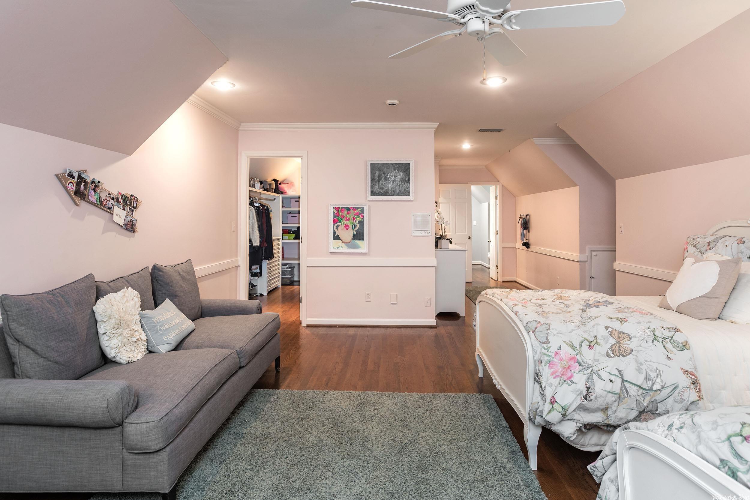PLEASANT VALLEY - Residential