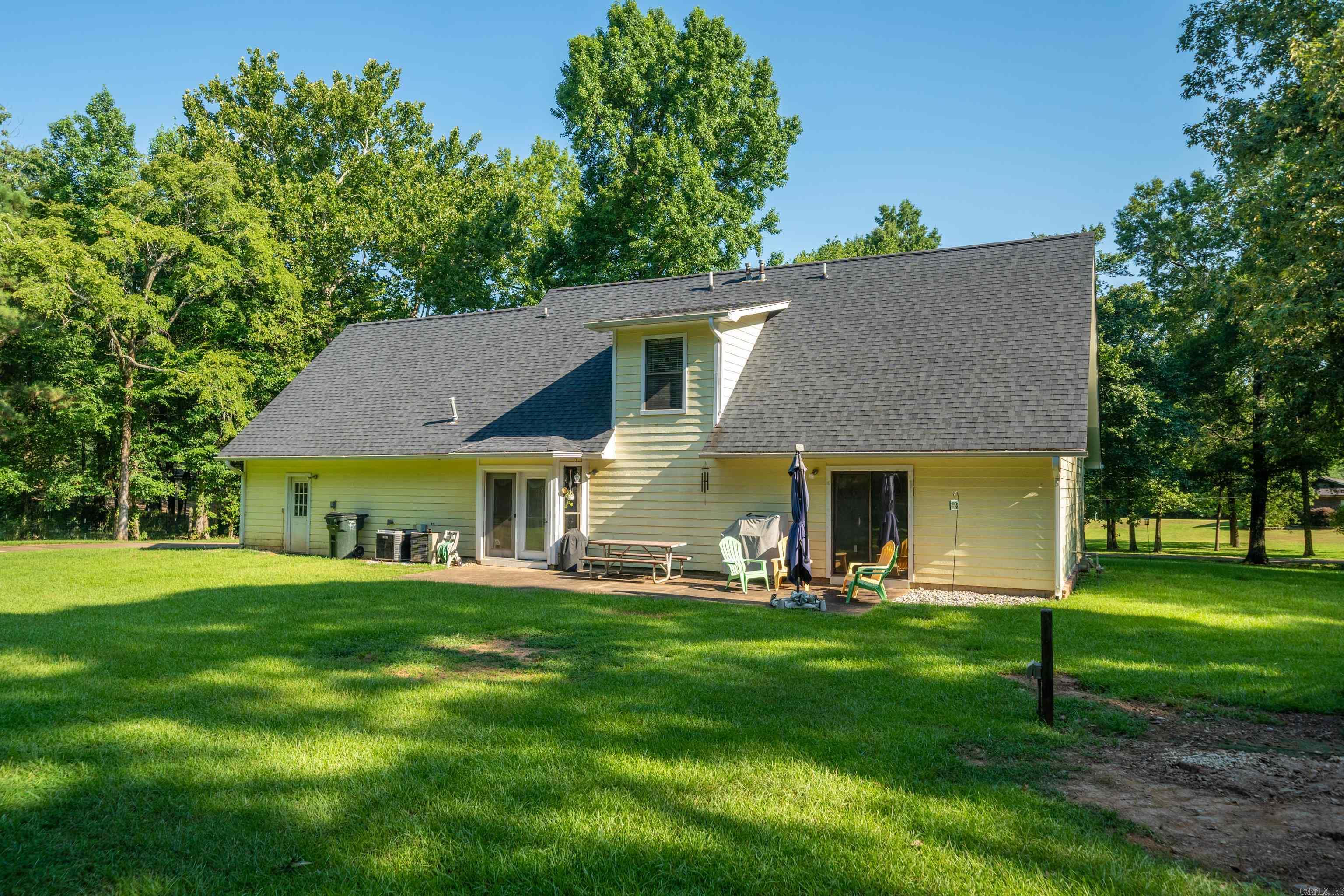 Delees North Moore Estate - Residential